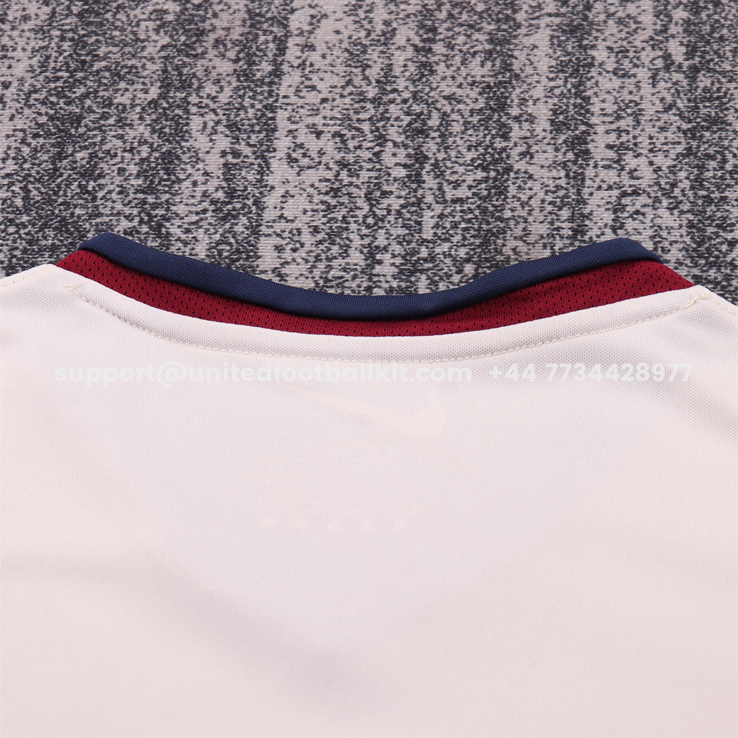 Unitedfootballkit.com | Retro Barcelona 1998-99 Away Kids Kit -Customize Name, Number and Patch | Worldwide Shipping