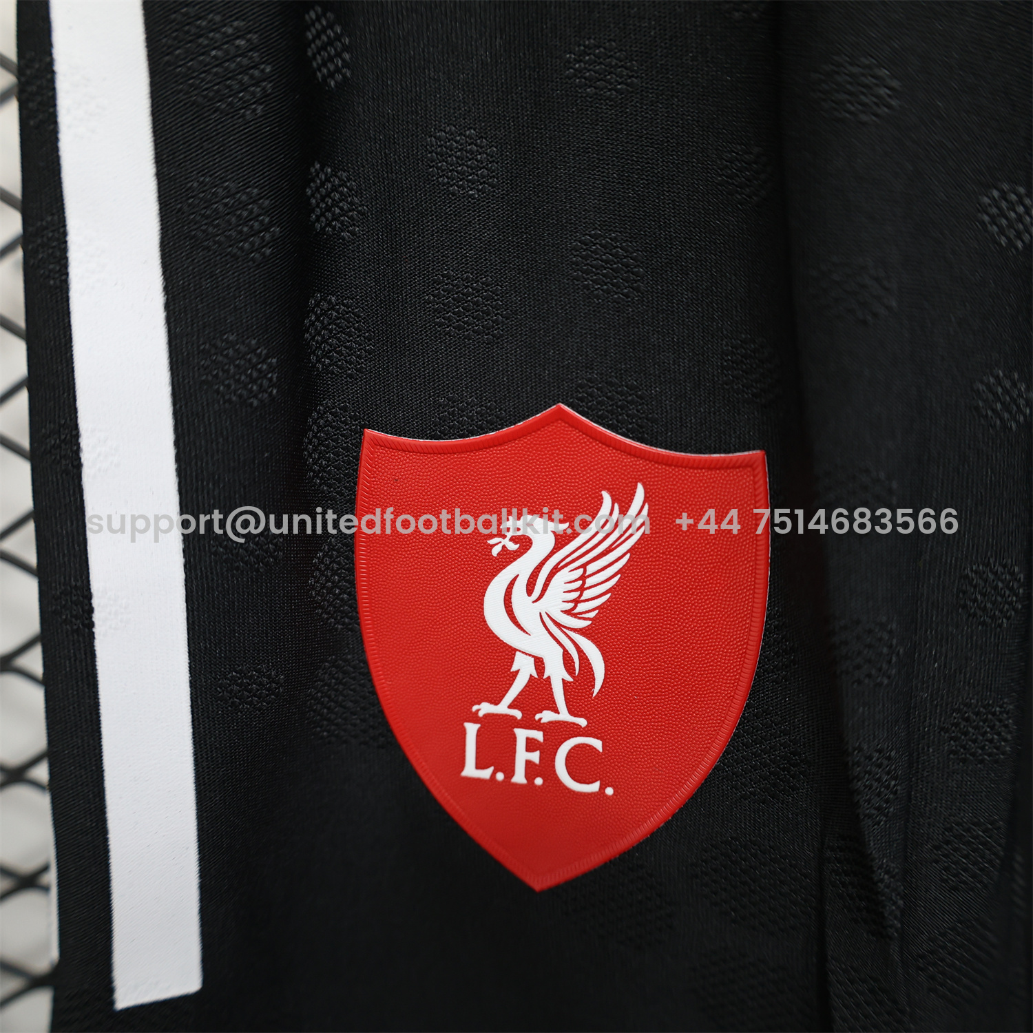 Unitedfootballkit.com | Liver.pool 25-26 Black Shorts - Player Version -Customize Name, Number and Patch | Worldwide Shipping