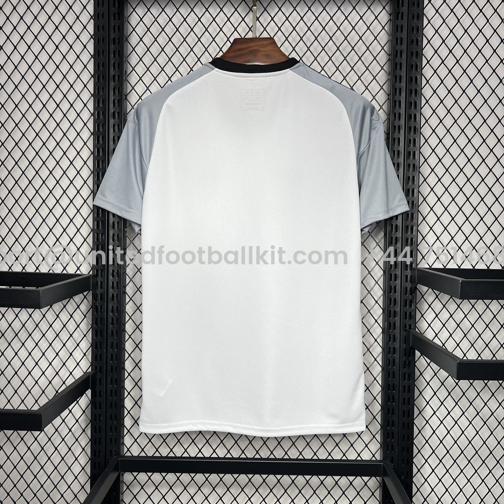 Unitedfootballkit.com | Juventus 24-25 White Pre-Match Jersey - Fans Version -Customize Name, Number and Patch | Worldwide Shipping