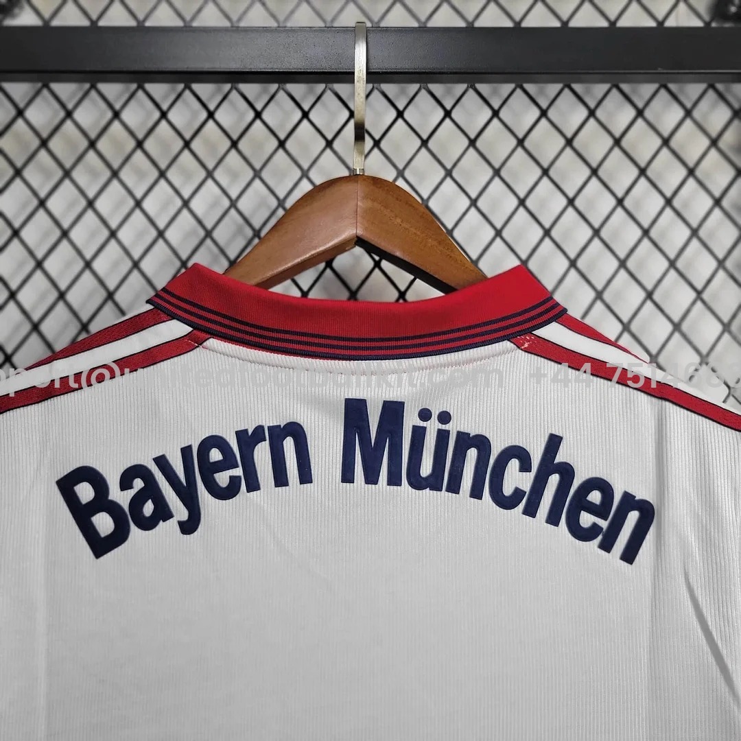 Unitedfootballkit.com | Retro Bayern Munich 1998-00 Away Jersey -Customize Name, Number and Patch | Worldwide Shipping