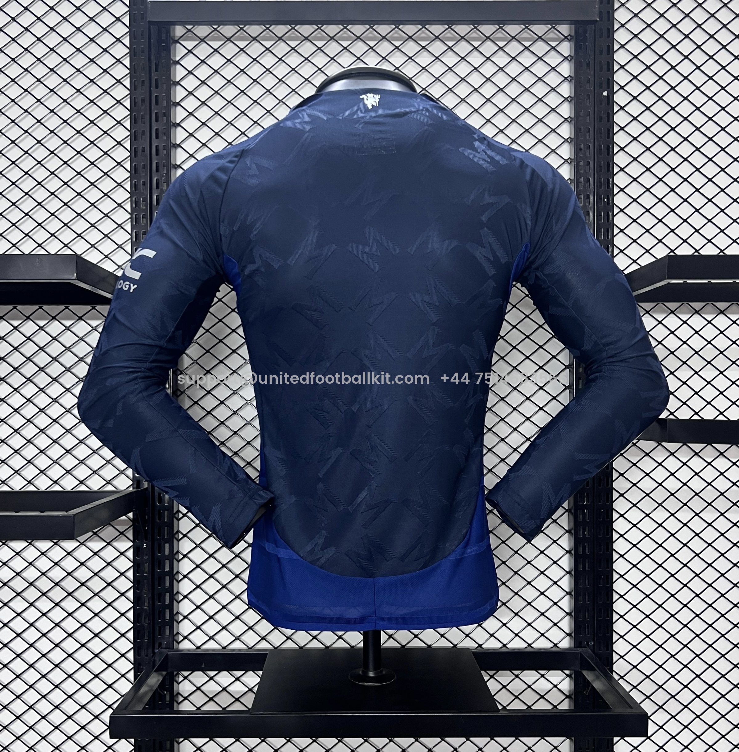 Unitedfootballkit.com | Manchester United 24-25 Away Long Sleeve Jersey - Player Version -Customize Name, Number and Patch | Worldwide Shipping