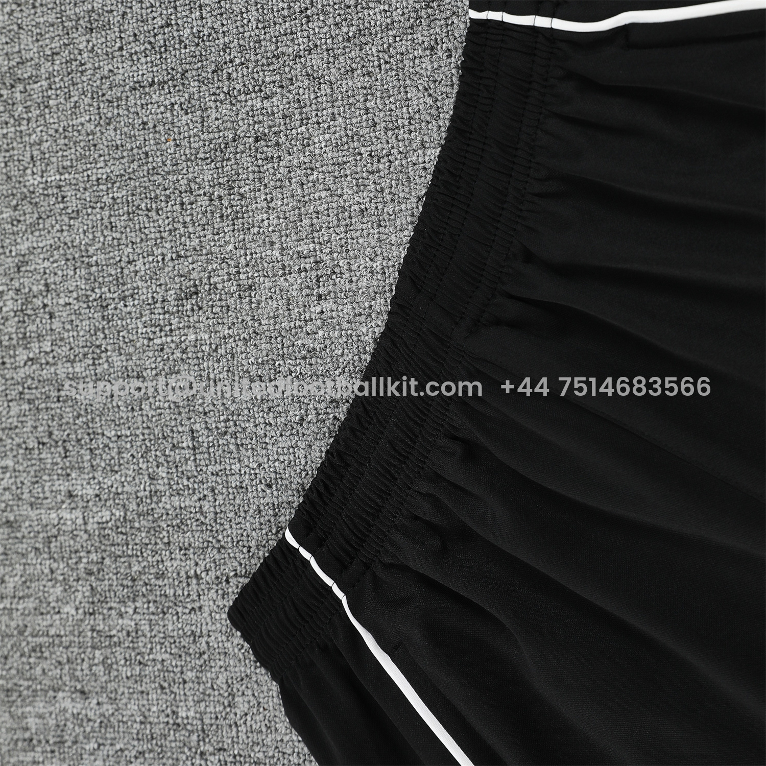 Unitedfootballkit.com | Real Madrid 25-26 Vest Training Set - Grey And White Vest & Black Shorts -Customize Name, Number and Patch | Worldwide Shipping