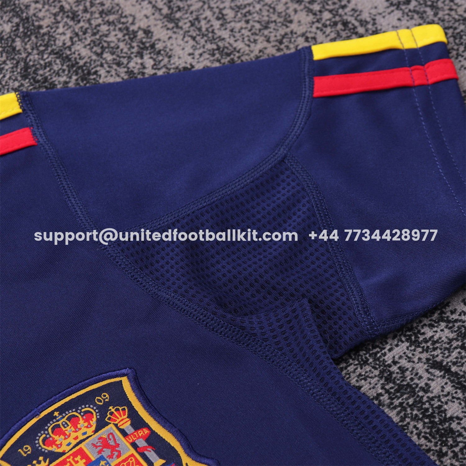 Unitedfootballkit.com | Retro Spain 2010 Away Kids Kit -Customize Name, Number and Patch | Worldwide Shipping