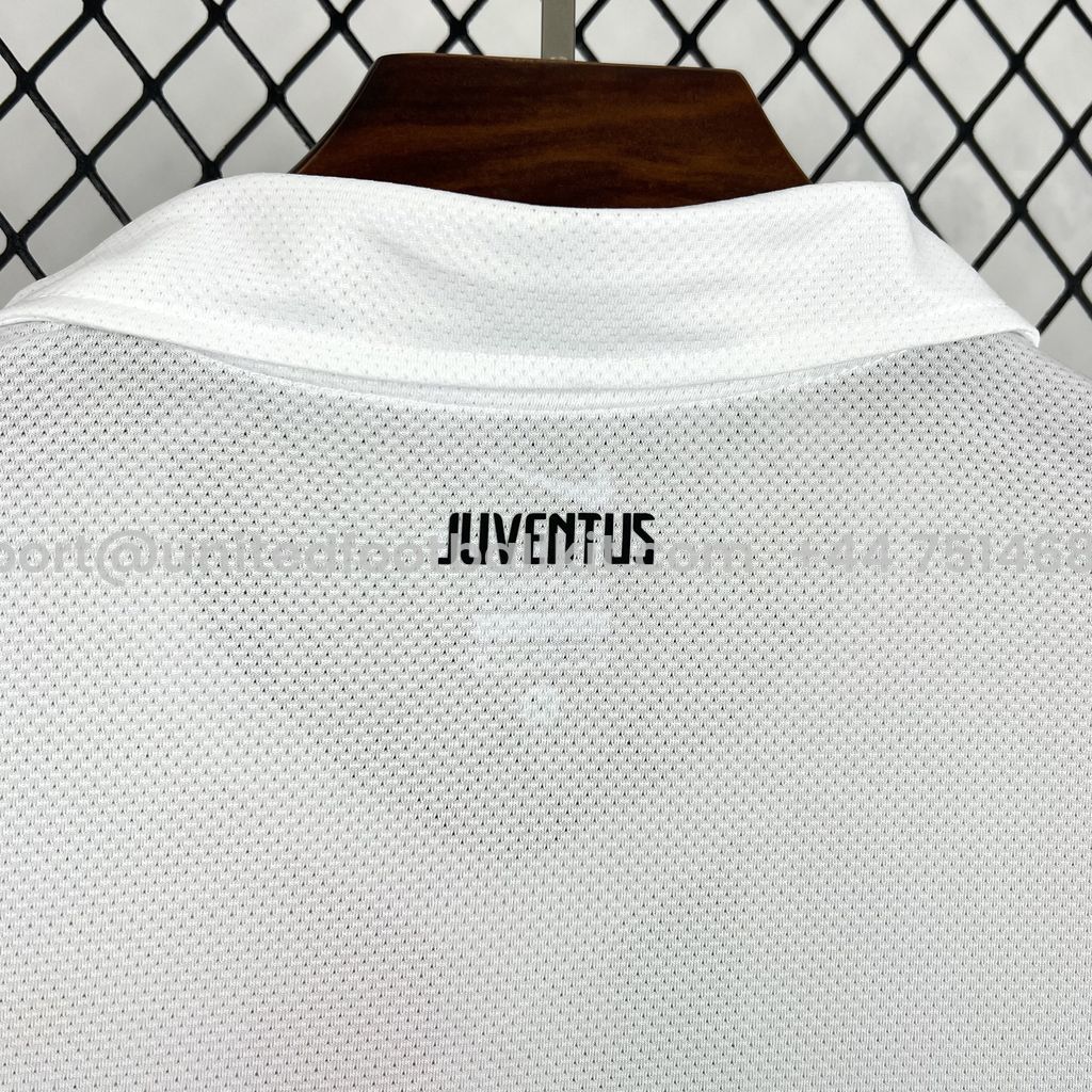 Unitedfootballkit.com | Retro Juventus 2010-11 Away Jersey -Customize Name, Number and Patch | Worldwide Shipping