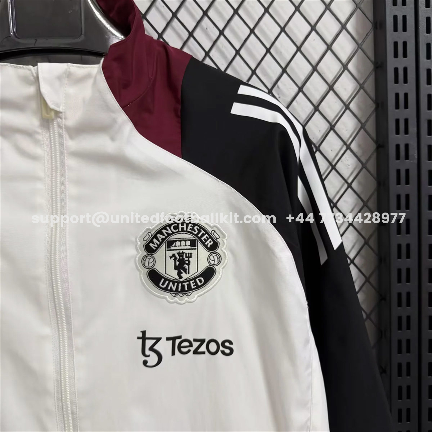 Unitedfootballkit.com | Manchester United 25-26 Training Windbreaker Jacket - White With Black -Customize Name, Number and Patch | Worldwide Shipping