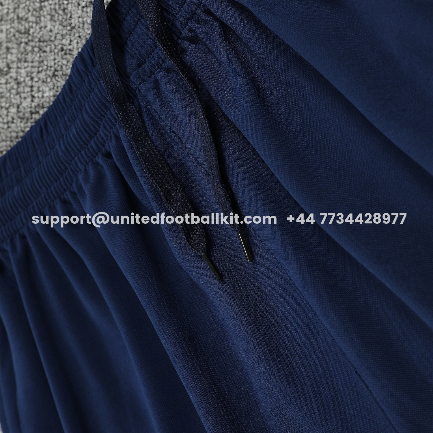 Unitedfootballkit.com | Paris Saint-Germain PSG 25-26 Vest Training Set - Red And Blue Lines Vest & Blue Shorts -Customize Name, Number and Patch | Worldwide Shipping