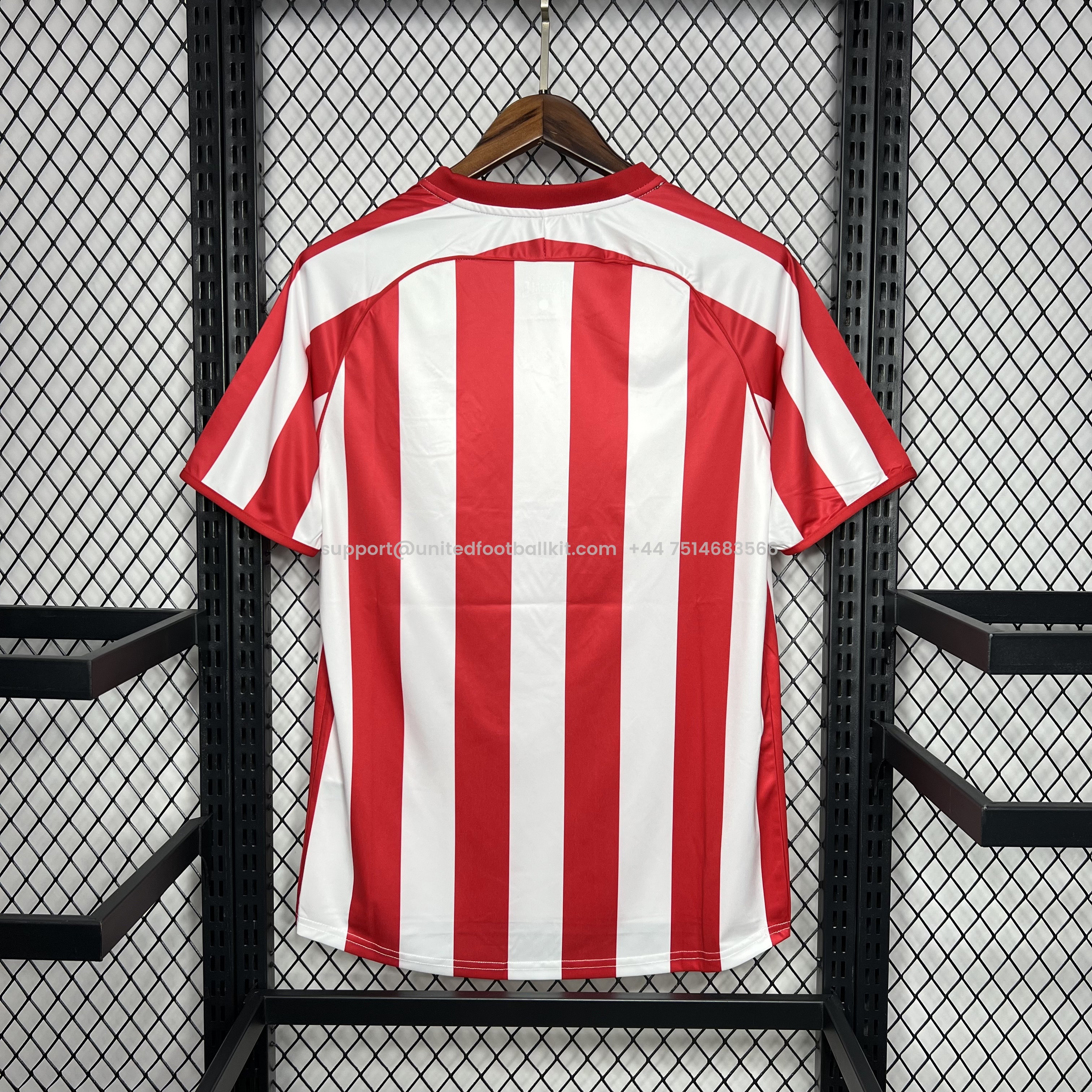 Unitedfootballkit.com | Retro Sunderland 2005-06 Home Stadium Jersey -Customize Name, Number and Patch | Worldwide Shipping