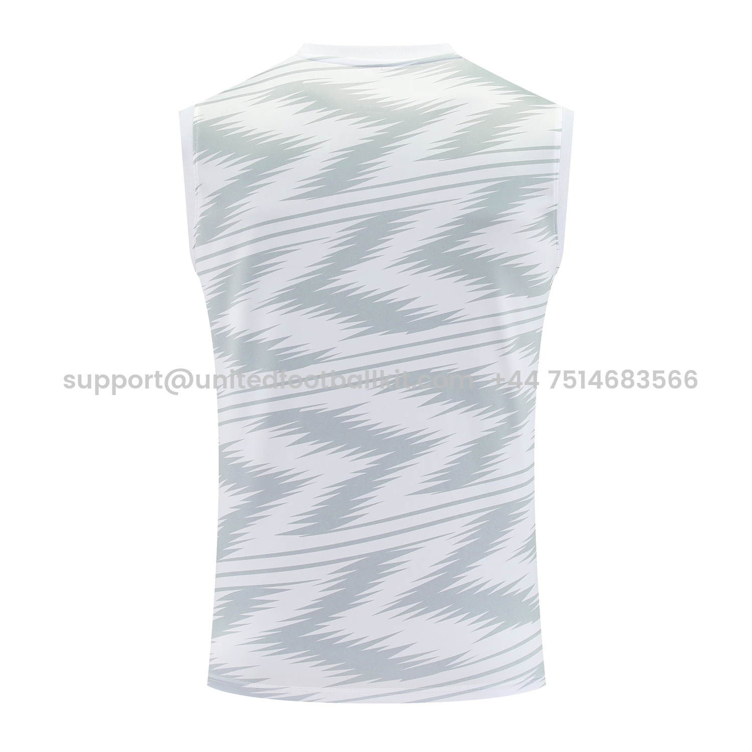 Unitedfootballkit.com | Real Madrid 25-26 Vest Training Set - Grey Arrow Pattern Vest & Black Shorts -Customize Name, Number and Patch | Worldwide Shipping