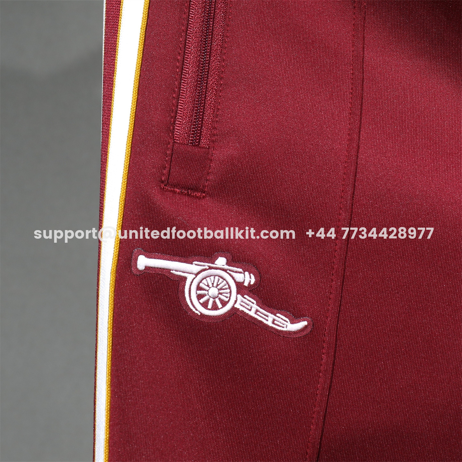 Unitedfootballkit.com | Arsenal 25-26 Jacket Training Tracksuit - Red Throwback Jackets & Red Pants -Customize Name, Number and Patch | Worldwide Shipping