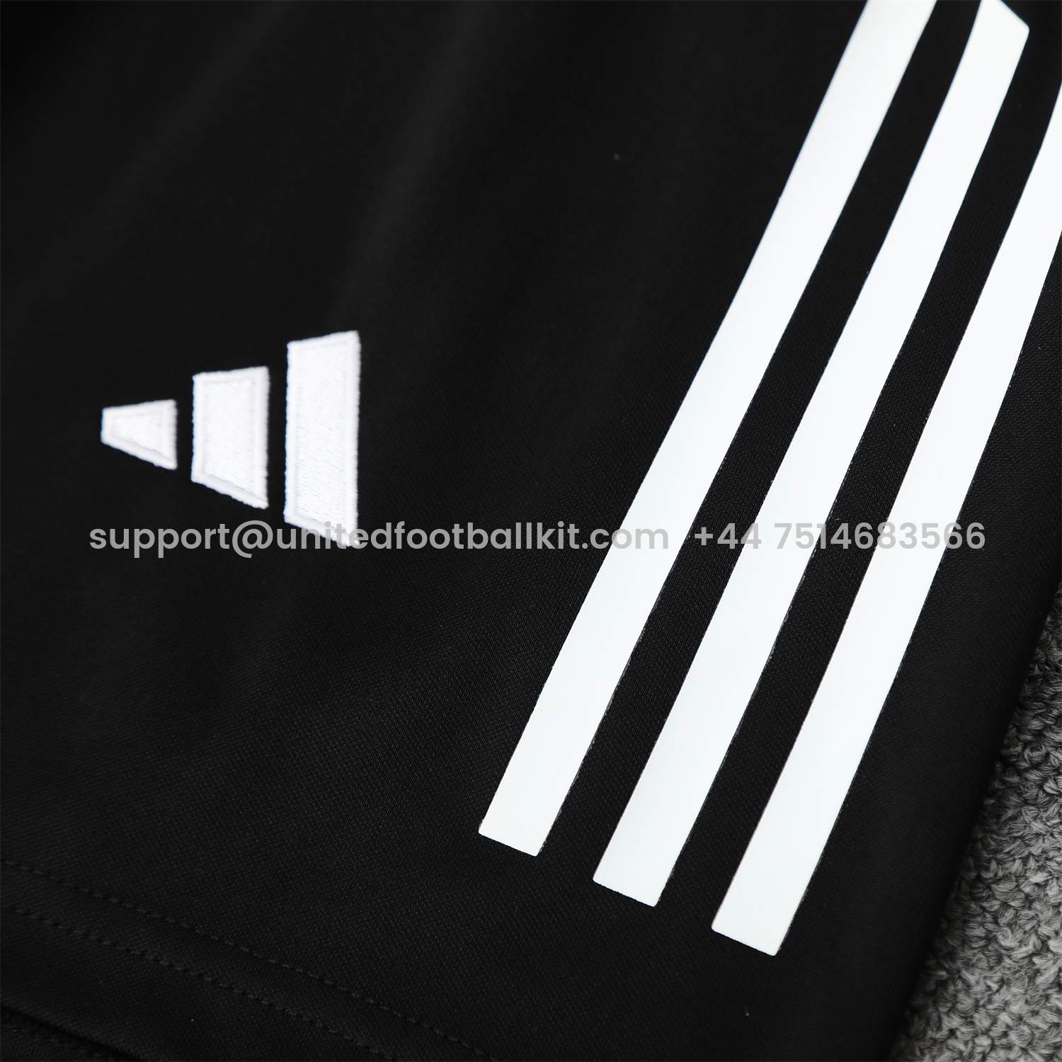 Unitedfootballkit.com | Real Madrid 25-26 Vest Training Set - Pink-Black Dragon Vest & Black-White Shorts -Customize Name, Number and Patch | Worldwide Shipping