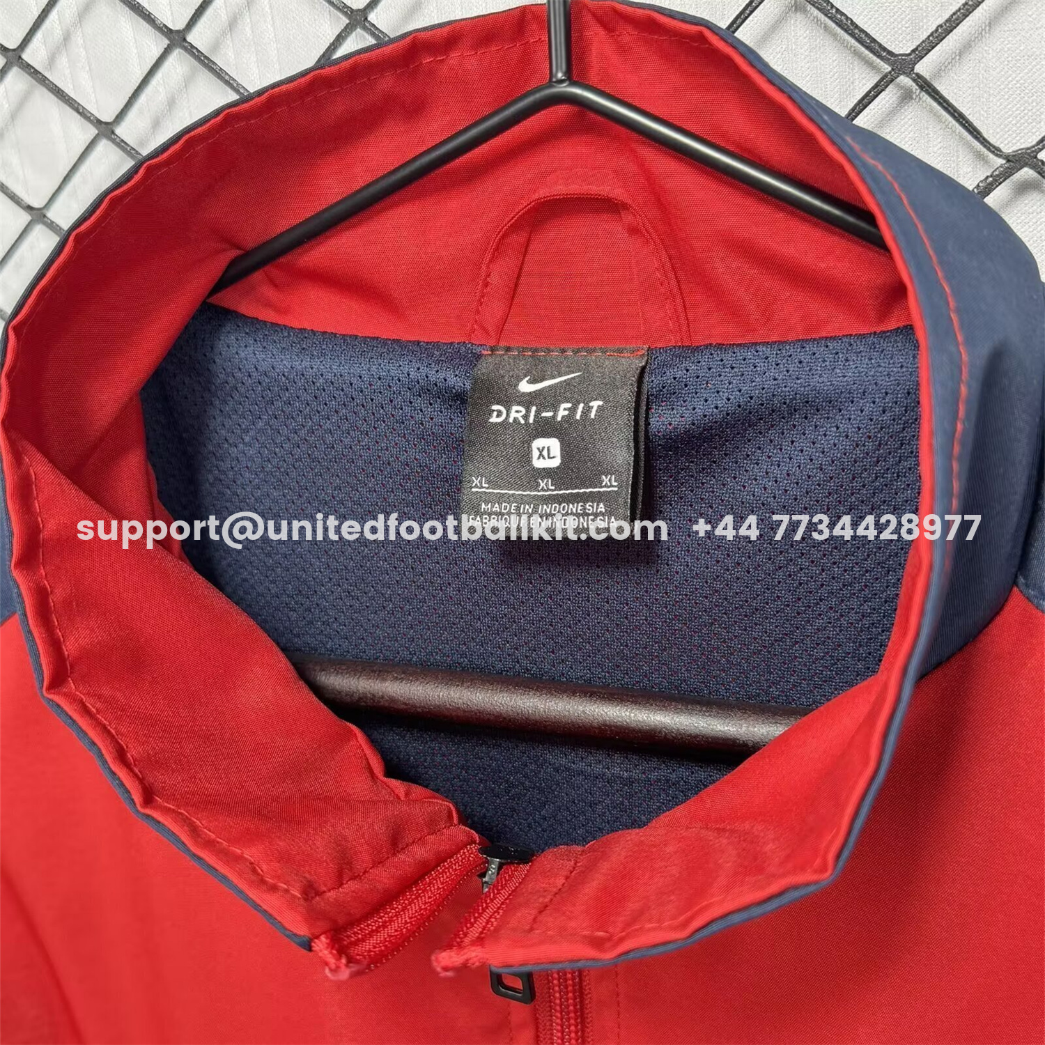 Unitedfootballkit.com | Retro Barcelona 1998-00 Home Windbreaker Jacket - Red -Customize Name, Number and Patch | Worldwide Shipping