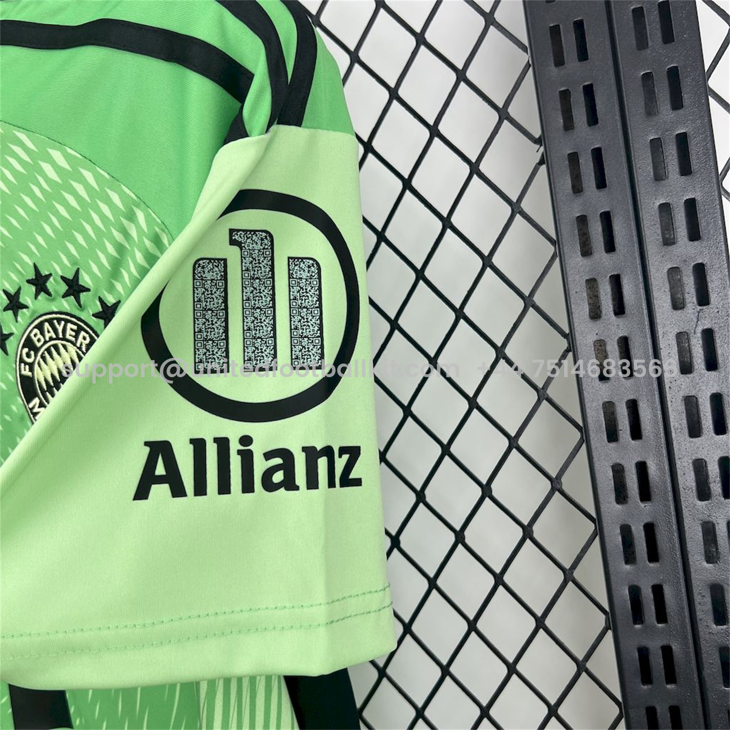Unitedfootballkit.com | Bayern Munich 25-26 Green Goalkeeper Jersey - Fans Version -Customize Name, Number and Patch | Worldwide Shipping