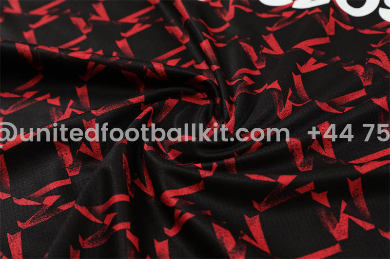 Unitedfootballkit.com | Manchester United 24-25 Short-Sleeve Training Set - Black Red Camouflage -Customize Name, Number and Patch | Worldwide Shipping