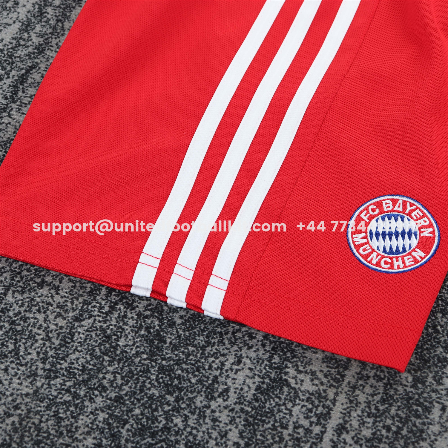 Unitedfootballkit.com | Retro Bayern Munich 2001-02 Home Kids Kit -Customize Name, Number and Patch | Worldwide Shipping