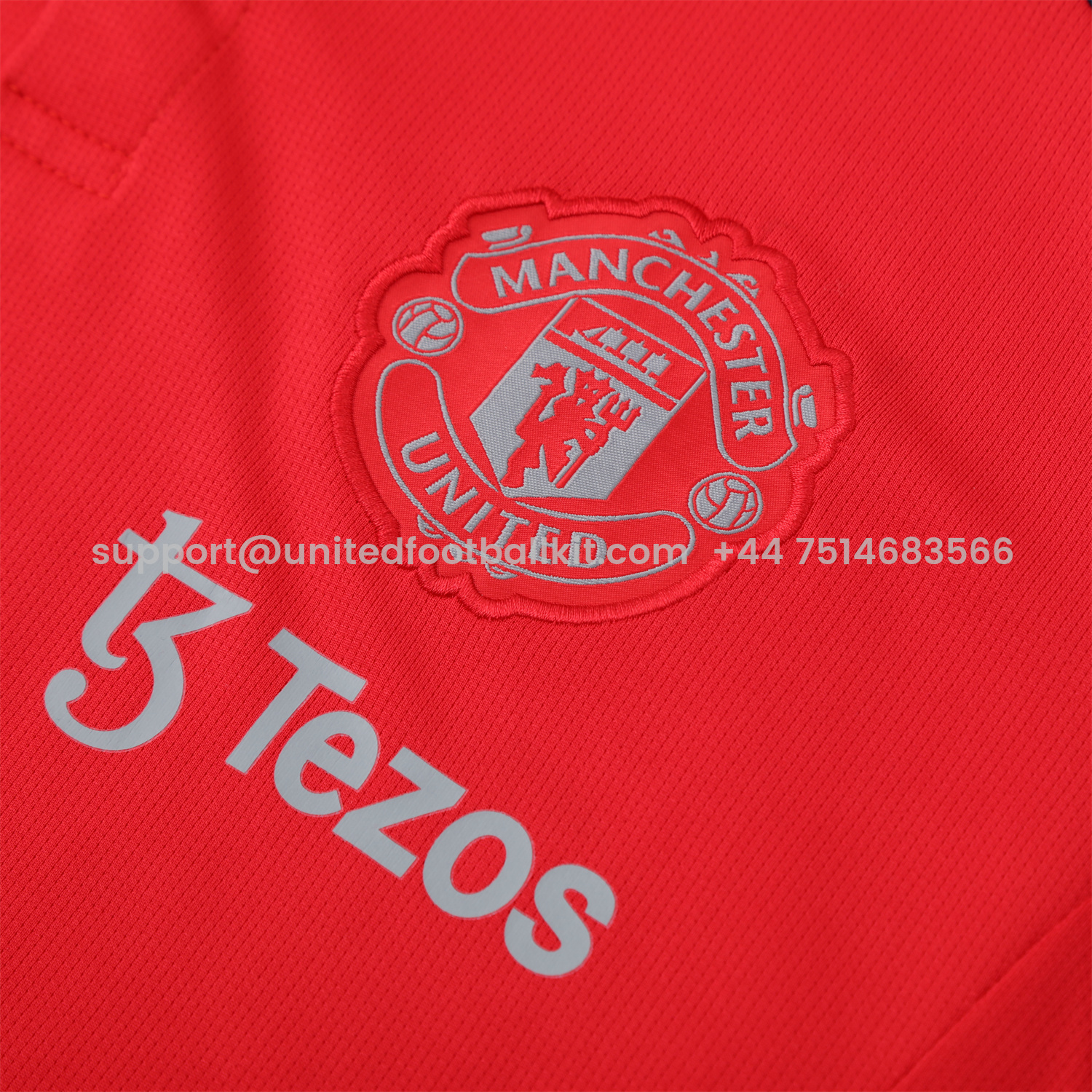 Unitedfootballkit.com | Manchester United 25-26 POLO Short-Sleeve Training Set - Red Top and Deep Blue Pants -Customize Name, Number and Patch | Worldwide Shipping