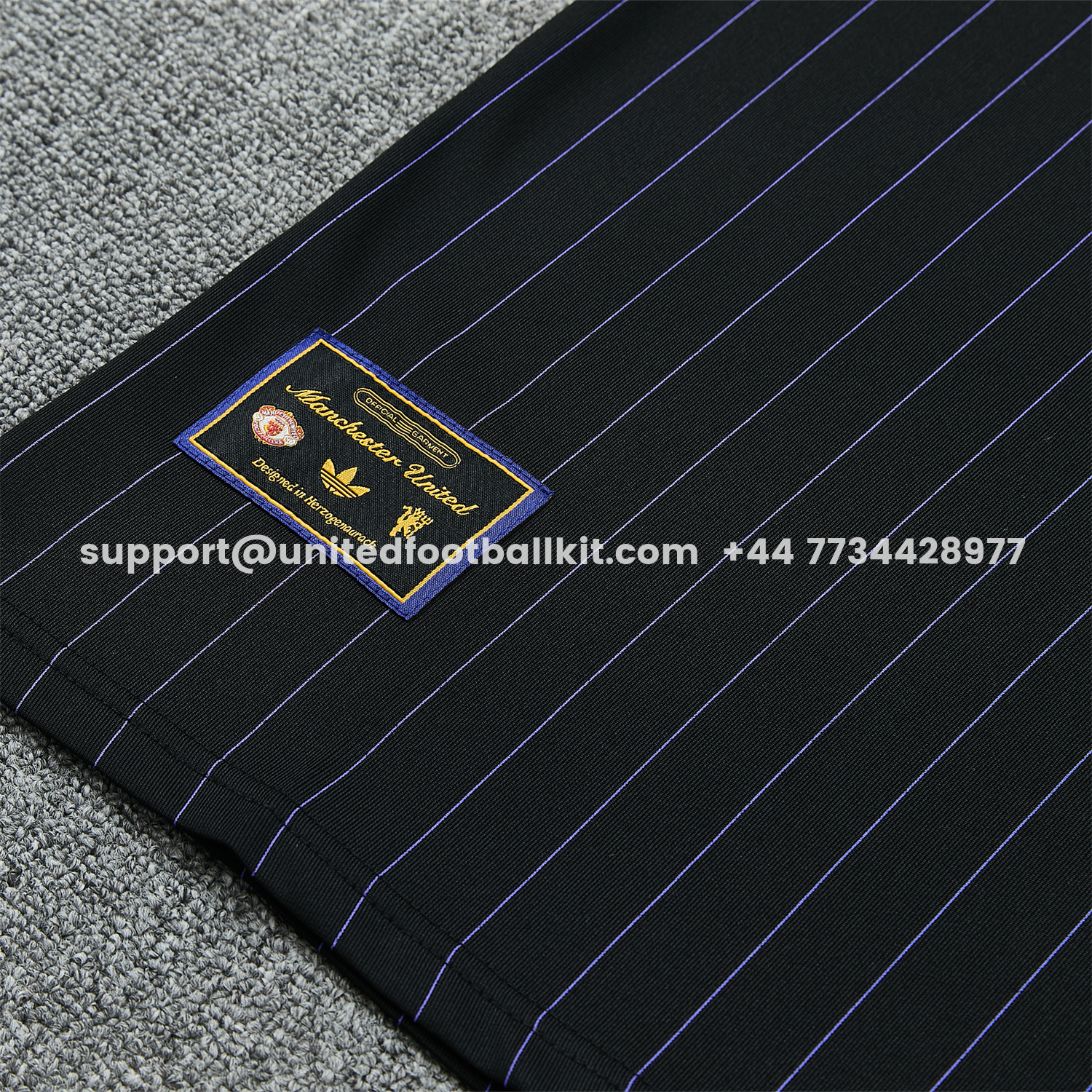 Unitedfootballkit.com | Manchester United 25-26 Retro Style Short-Sleeve Training Set - Black With Yellow Accents Top & Pants -Customize Name, Number and Patch | Worldwide Shipping