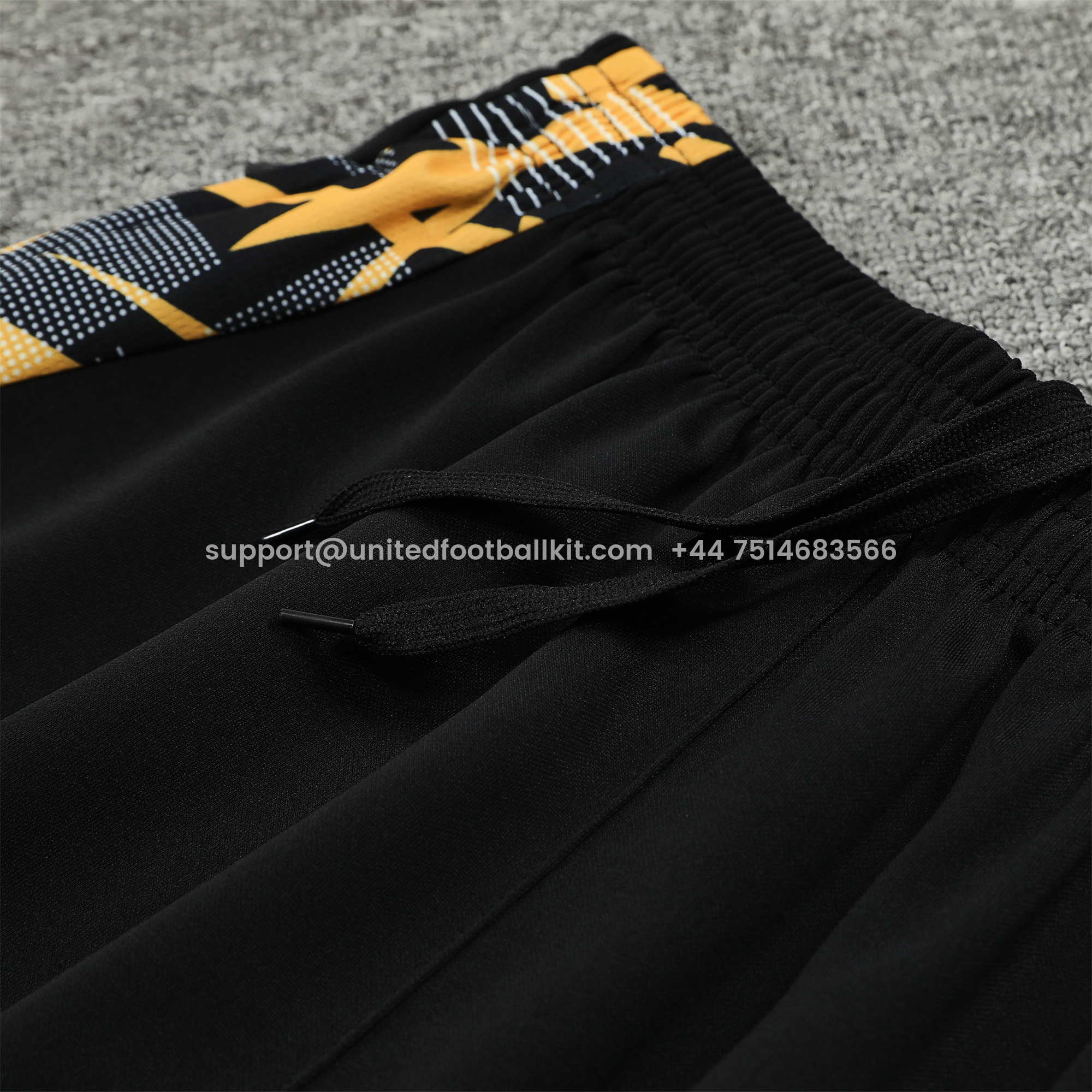 Unitedfootballkit.com | Real Madrid 24-25 Long Sleeve Training Set - Black Gold -Customize Name, Number and Patch | Worldwide Shipping