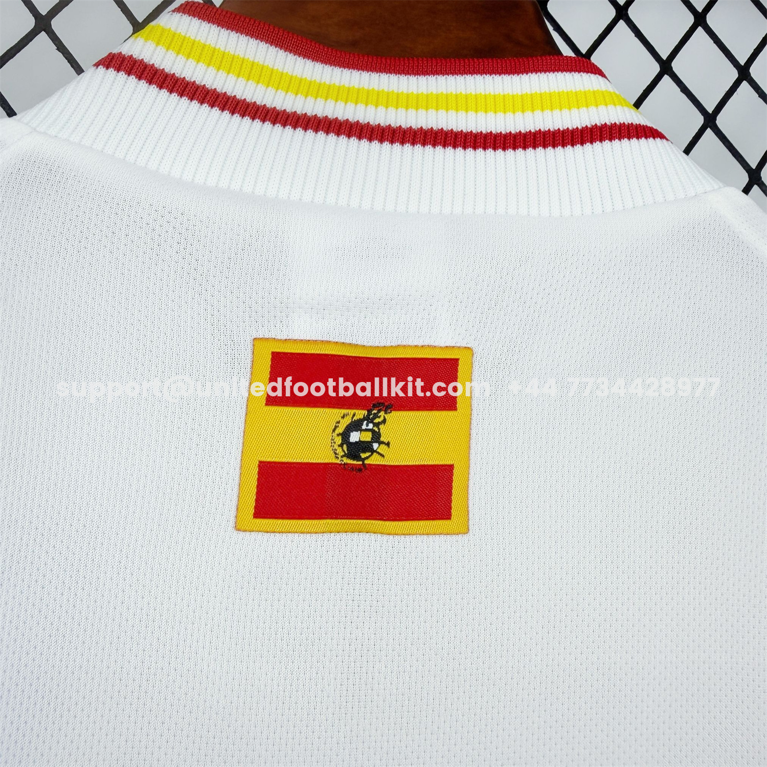 Unitedfootballkit.com | Retro Spain 1996 Away Long Sleeves Jersey - Fans Version -Customize Name, Number and Patch | Worldwide Shipping