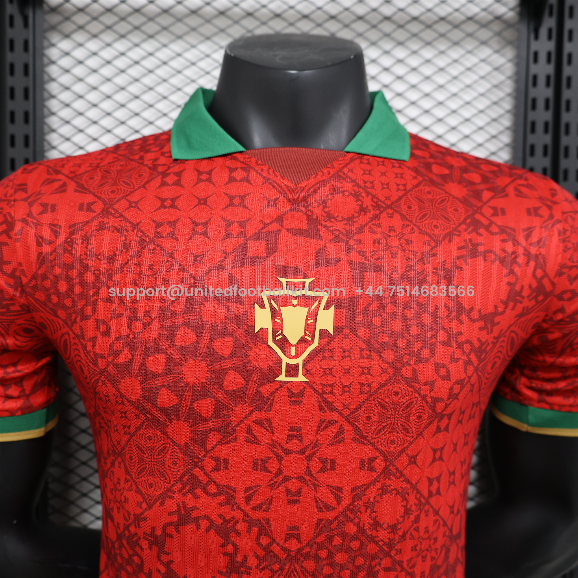 Unitedfootballkit.com | Portugal 2024-25 COMMA C.Ronaldo Jersey - Player Version -Customize Name, Number and Patch | Worldwide Shipping