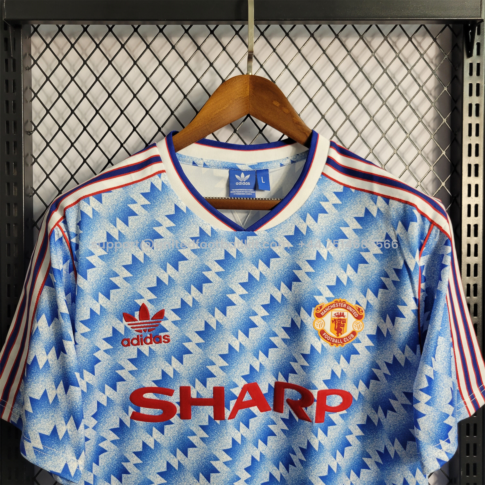 Unitedfootballkit.com | Retro Manchester United 90-92 Away Jersey -Customize Name, Number and Patch | Worldwide Shipping