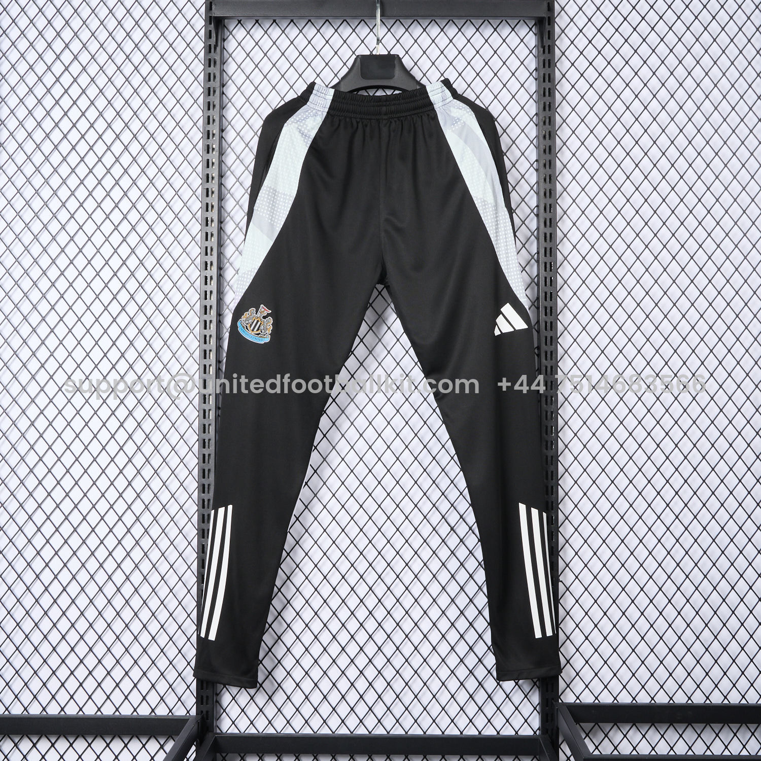 Unitedfootballkit.com | Newcastle United 24-25 Black Training Pants - Player Version -Customize Name, Number and Patch | Worldwide Shipping