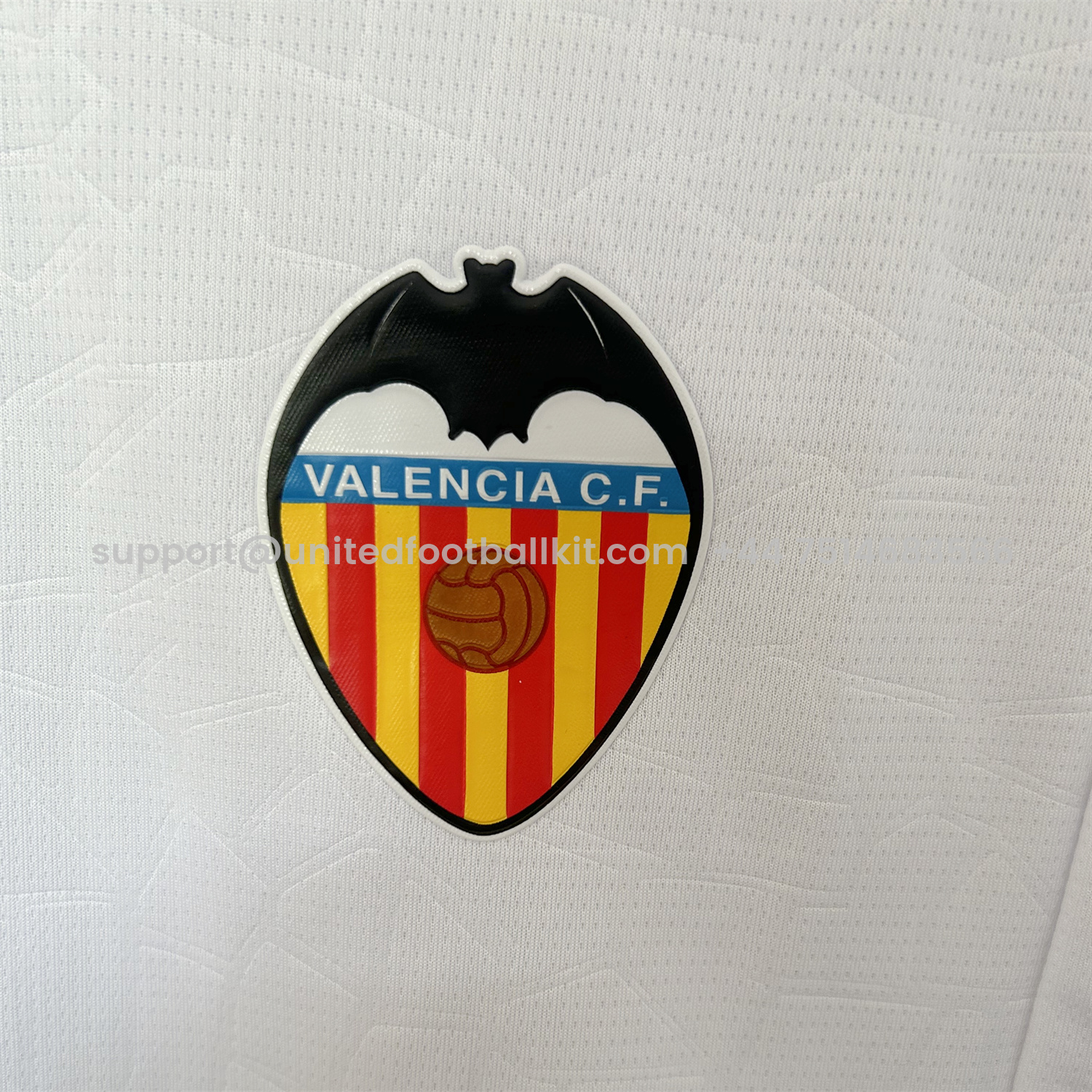 Unitedfootballkit.com | Valencia 25-26 Home Unsponsored Jersey - Fans Version -Customize Name, Number and Patch | Worldwide Shipping