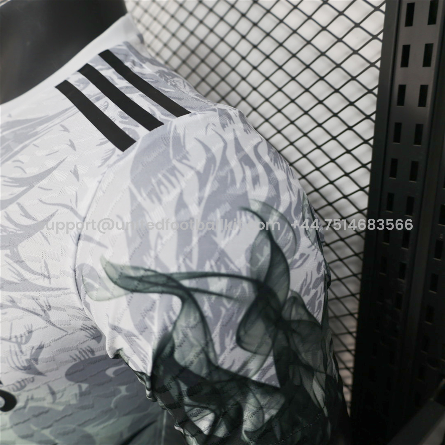 Unitedfootballkit.com | Real Madrid 25-26 Black Green Dragon Soars White Jersey - Player Version -Customize Name, Number and Patch | Worldwide Shipping