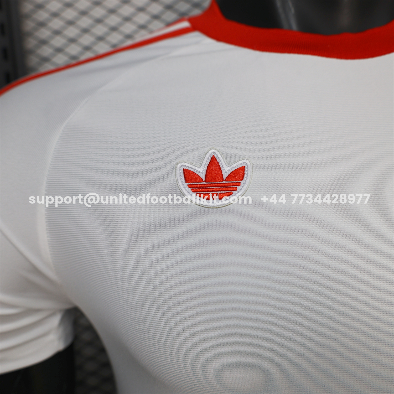 Unitedfootballkit.com | Liver.pool 25-26 Terrace Icon Retro Casual Style White Jersey - Player Version -Customize Name, Number and Patch | Worldwide Shipping