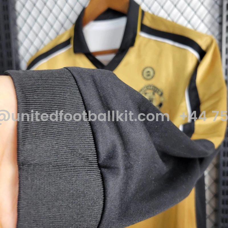 Unitedfootballkit.com | Retro Manchester United 01-02 100th Anniversary Long Sleeve Special Edition Jersey -Customize Name, Number and Patch | Worldwide Shipping