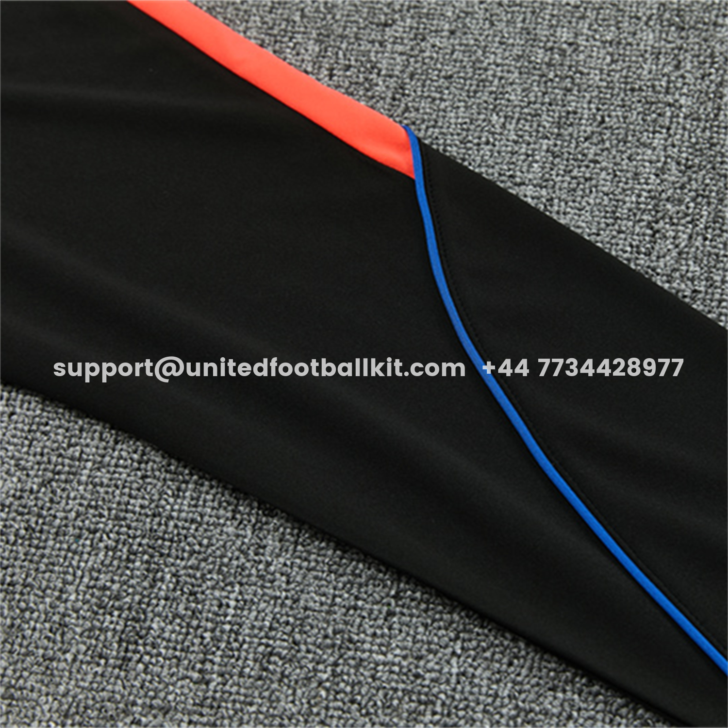 Unitedfootballkit.com | Paris Saint-Germain 26-27 Kids Long Sleeves Training Set - Black With Pink Top & Pants -Customize Name, Number and Patch | Worldwide Shipping
