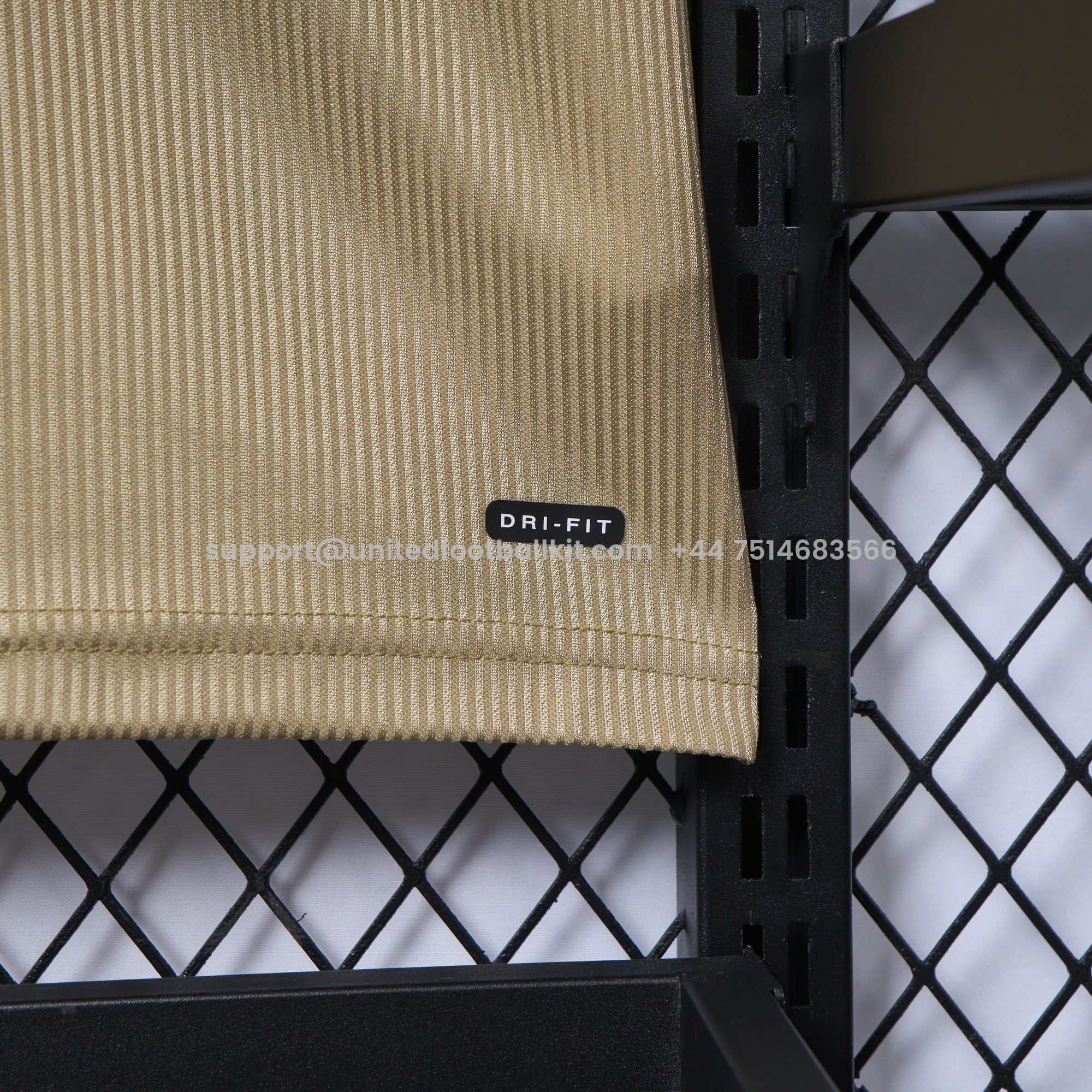 Unitedfootballkit.com | Retro Arsenal 2001-02 Away Stadium Jersey -Customize Name, Number and Patch | Worldwide Shipping