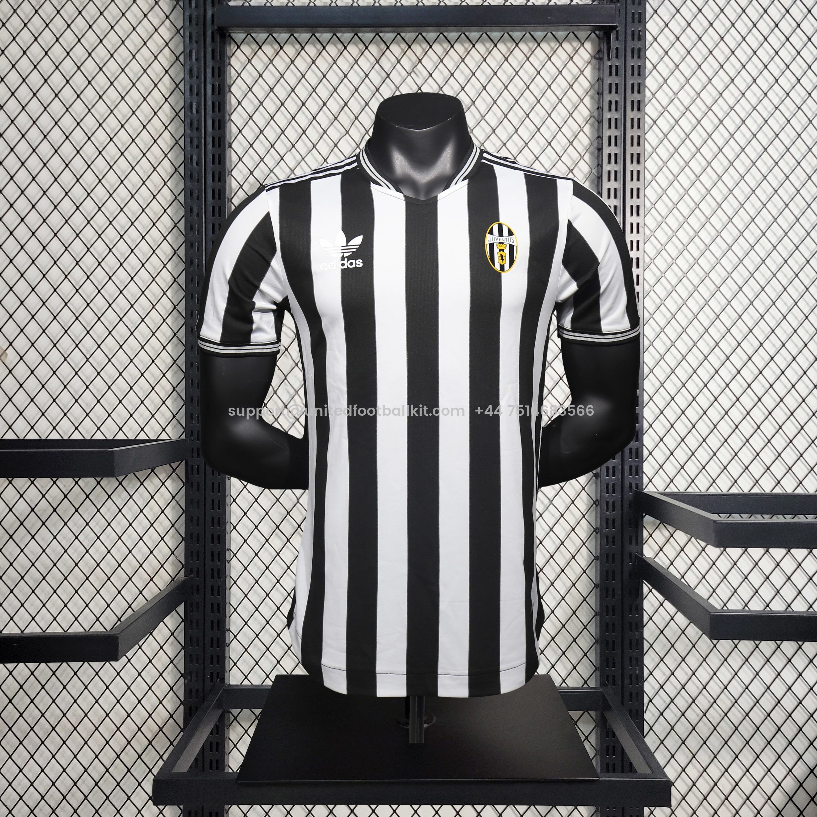 Unitedfootballkit.com | Juventus 24-25 Trefoil Vintage Unsponsored Special Jersey -Customize Name, Number and Patch | Worldwide Shipping