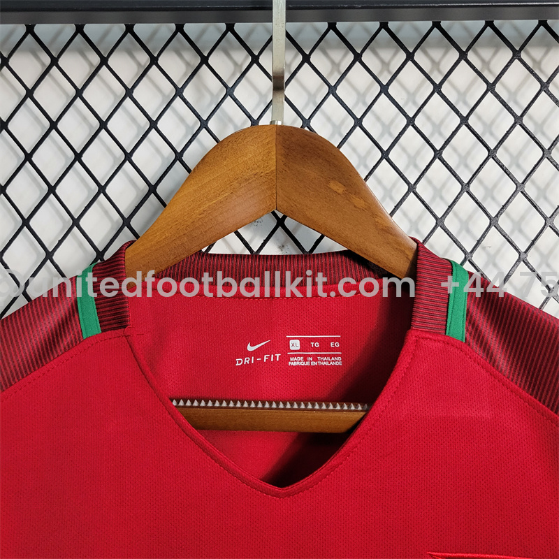Unitedfootballkit.com | Retro Portugal 16-17 Home Stadium Long Sleeve Jersey -Customize Name, Number and Patch | Worldwide Shipping