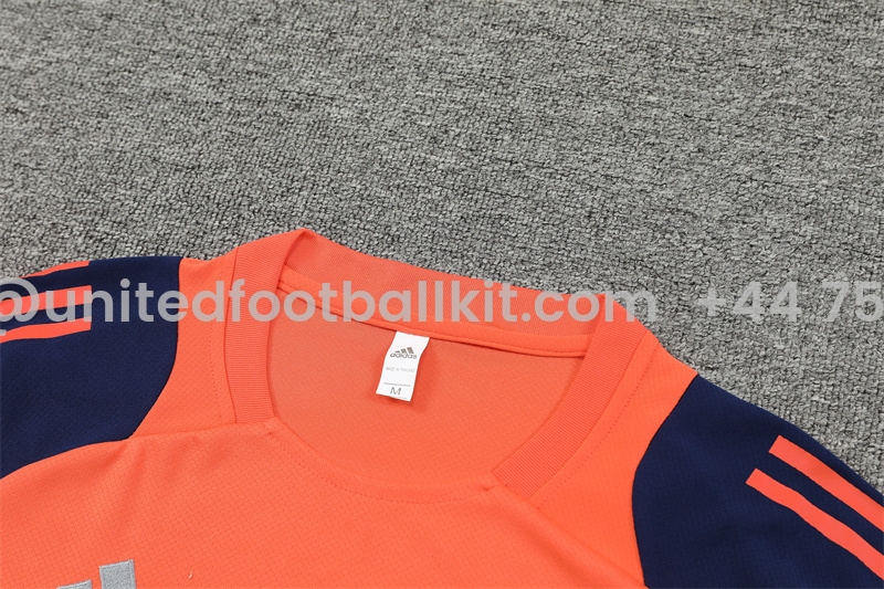 Unitedfootballkit.com | Manchester United 24-25 Short-Sleeve Training Set - Orange -Customize Name, Number and Patch | Worldwide Shipping