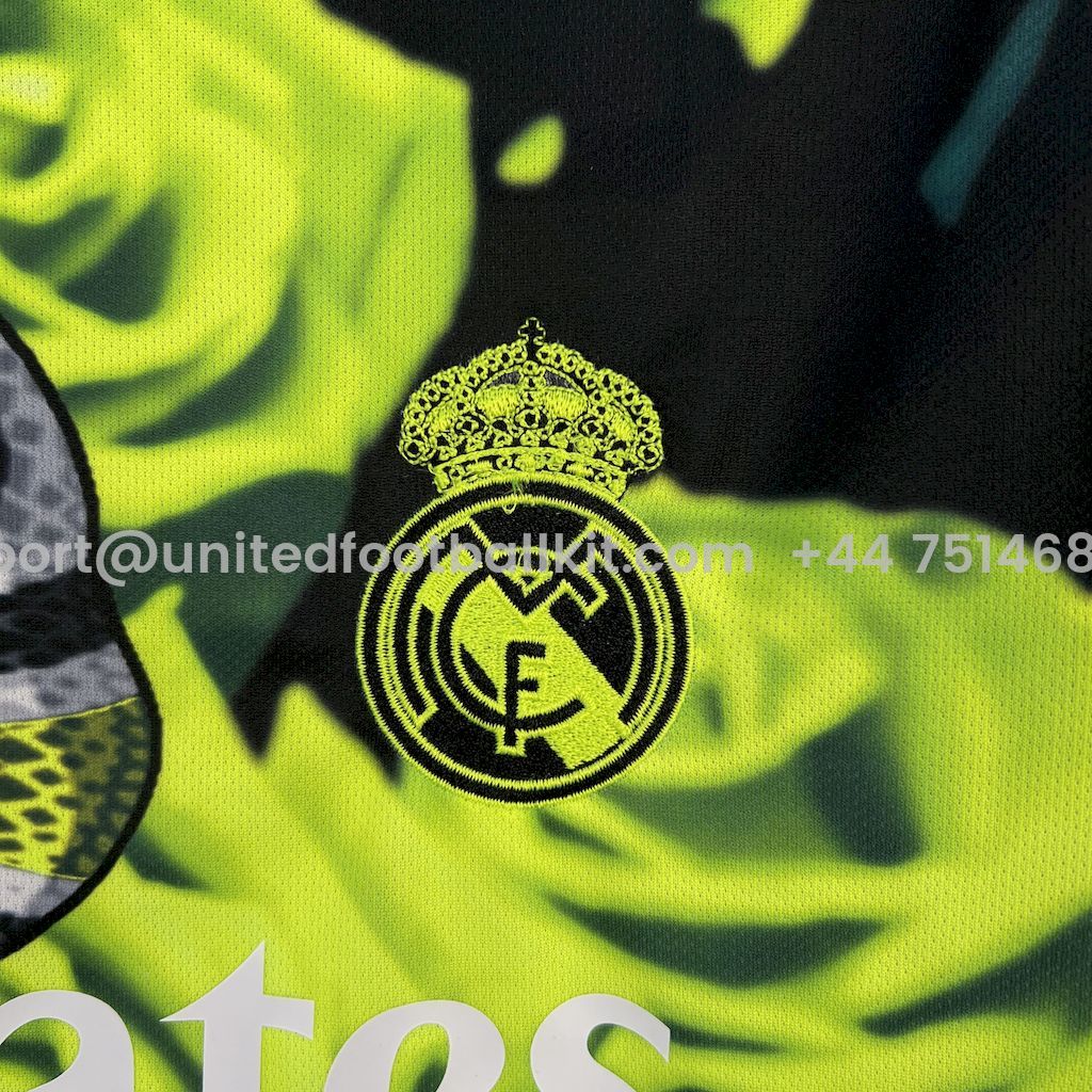 Unitedfootballkit.com | Real Madrid 25-26 Snake and Green Flowers Black Jersey - Fans Version -Customize Name, Number and Patch | Worldwide Shipping