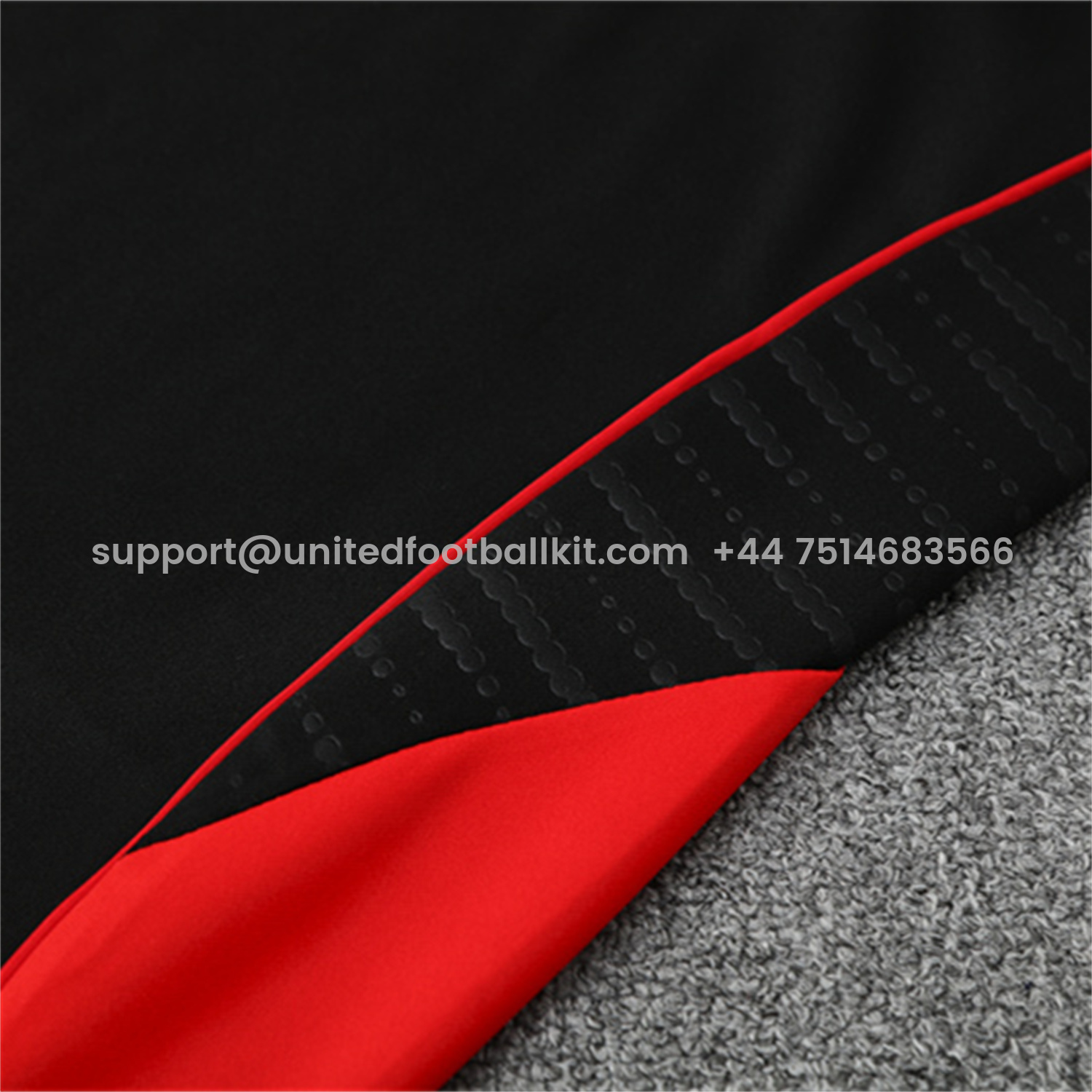 Unitedfootballkit.com | Bayern Munich 25-26 Long Sleeves Training Set - Black Top & Black Pants -Customize Name, Number and Patch | Worldwide Shipping