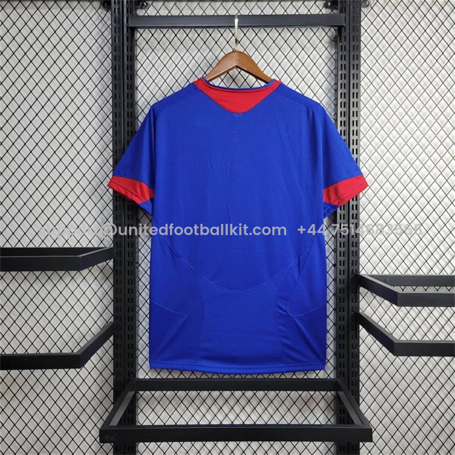 Unitedfootballkit.com | Retro Manchester United 05-06 Away Jersey -Customize Name, Number and Patch | Worldwide Shipping