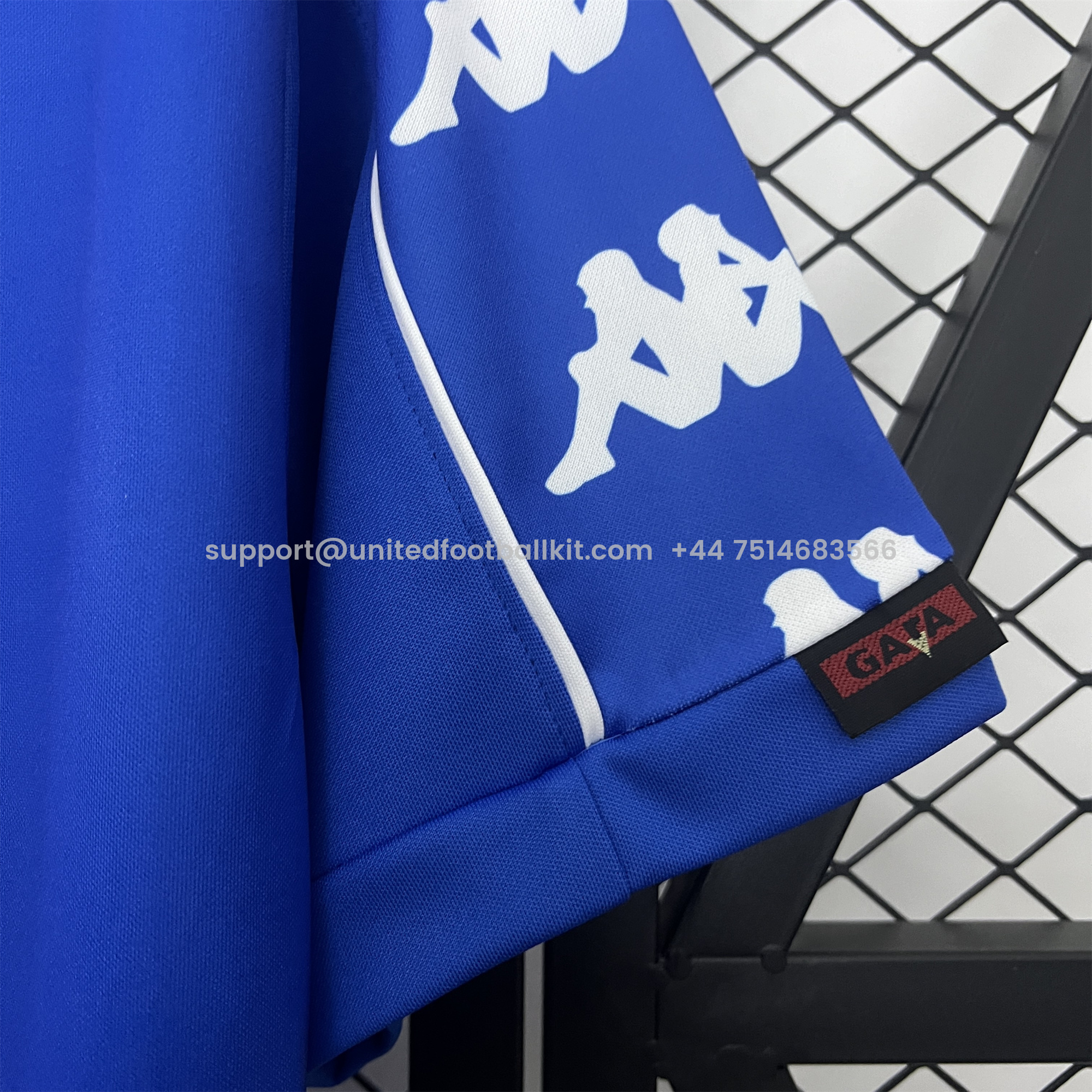 Unitedfootballkit.com | Retro Juventus 1999-00 Away Jersey -Customize Name, Number and Patch | Worldwide Shipping