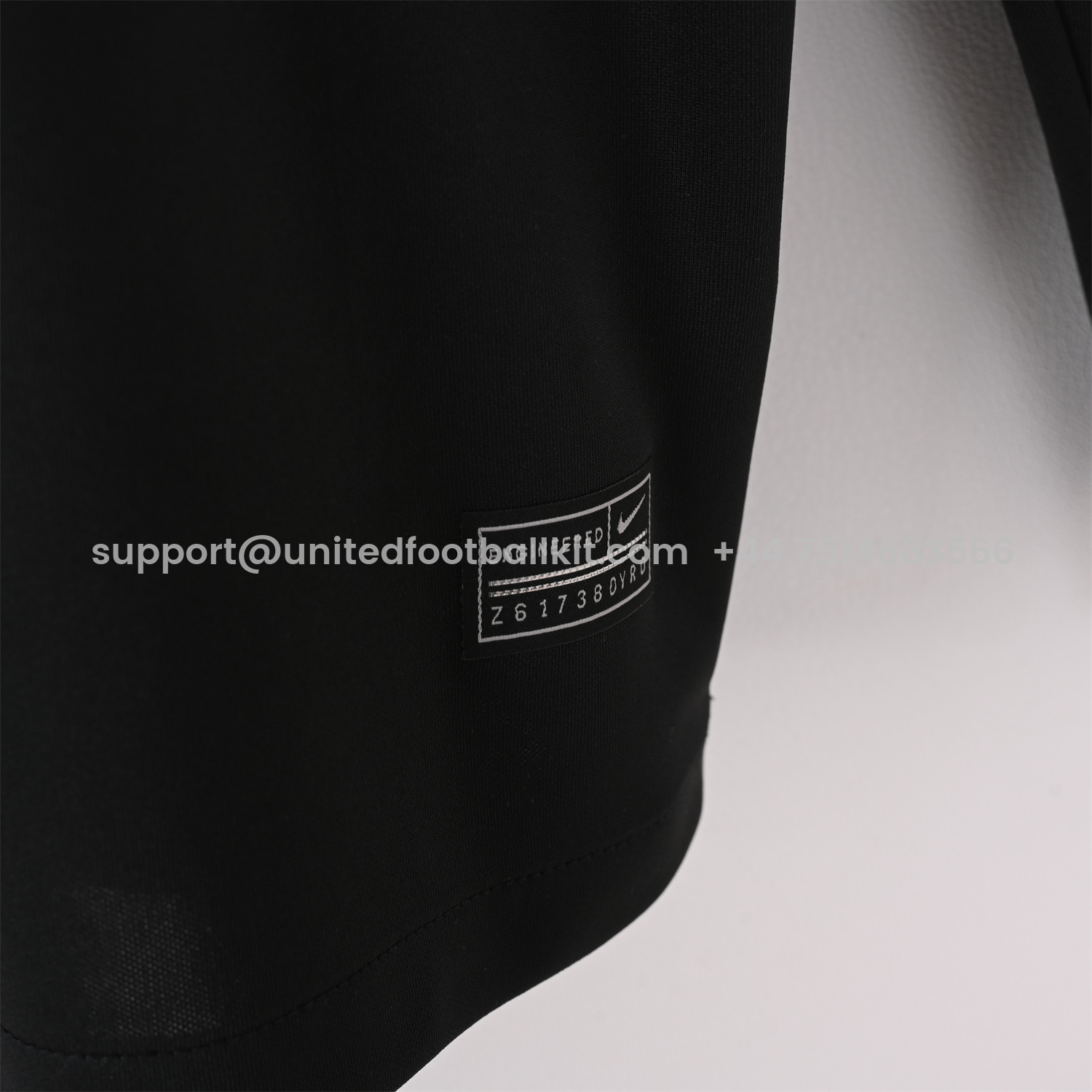 Unitedfootballkit.com | Retro Barcelona 20-21 Away Long Sleeves Jersey -Customize Name, Number and Patch | Worldwide Shipping