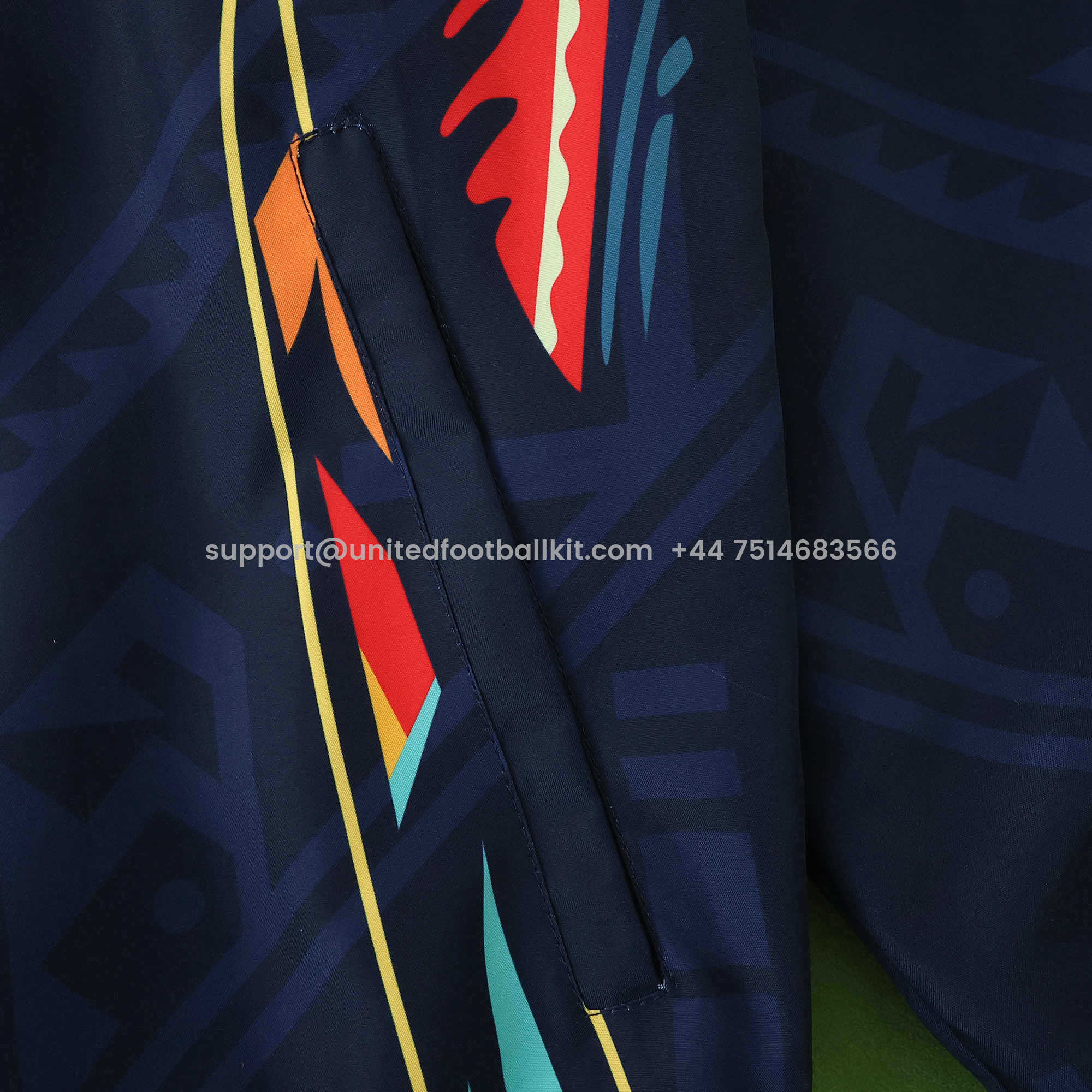 Unitedfootballkit.com | Club América 25-26 Throwback Double Sided Reversible Windbreaker - Blue & Black -Customize Name, Number and Patch | Worldwide Shipping