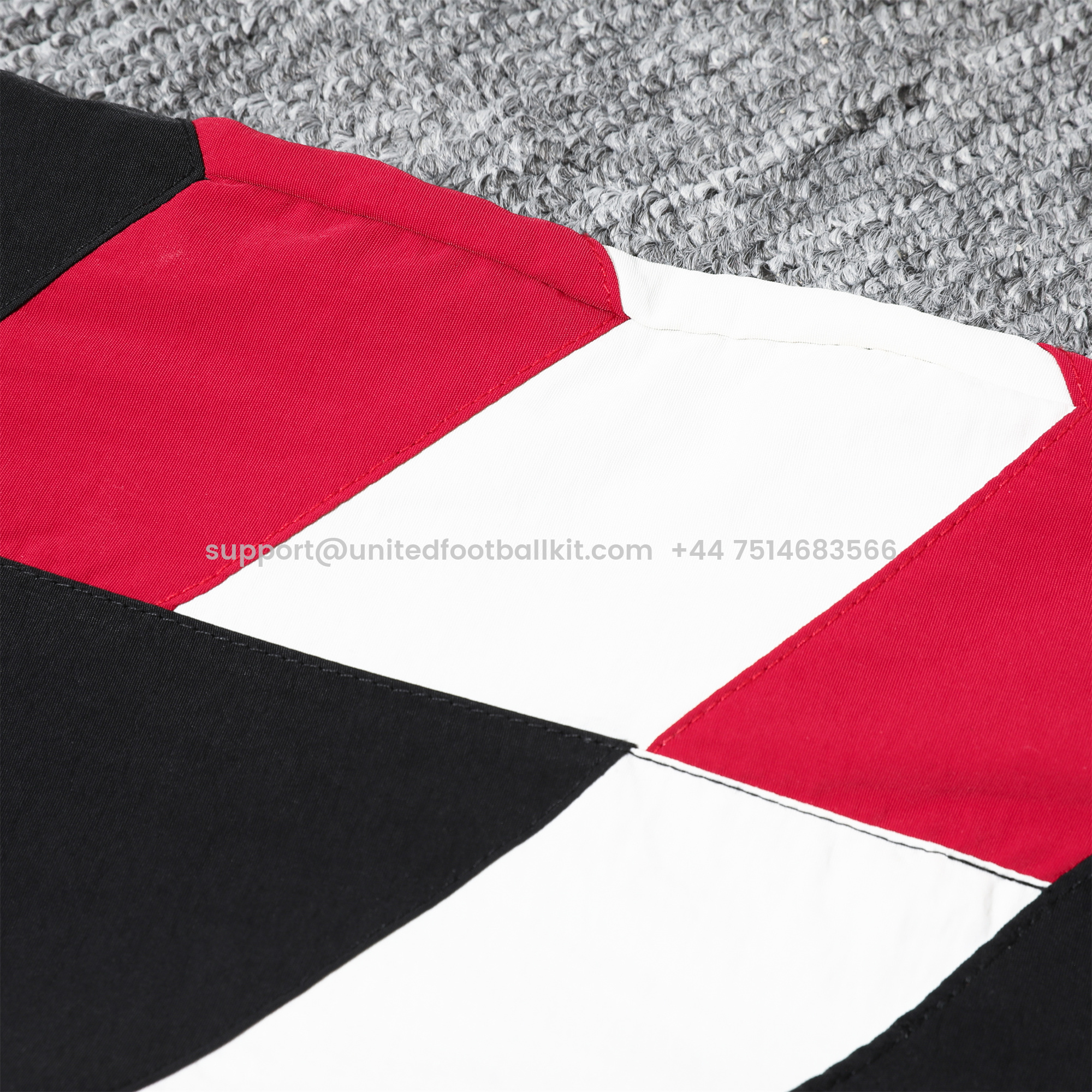 Unitedfootballkit.com | Manchester United 24-25 Black Throwback Windbreaker Suit - Jackets & Pants -Customize Name, Number and Patch | Worldwide Shipping