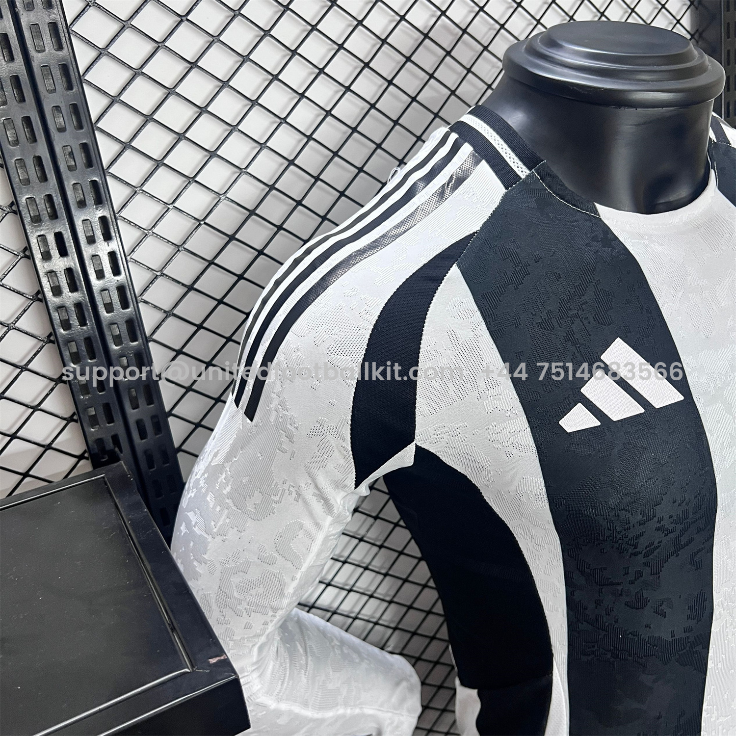 Unitedfootballkit.com | Juventus 24-25 Home Long Sleeve Jersey - Player Version -Customize Name, Number and Patch | Worldwide Shipping