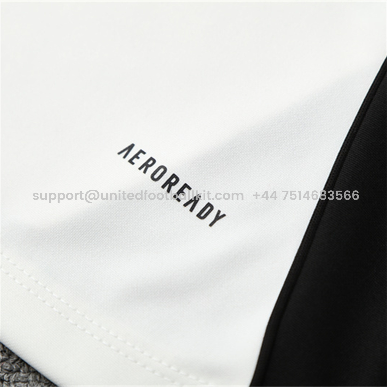 Unitedfootballkit.com | Liver.pool 25-26 Kids Long Sleeve Training Set - White Top & Black Pants -Customize Name, Number and Patch | Worldwide Shipping