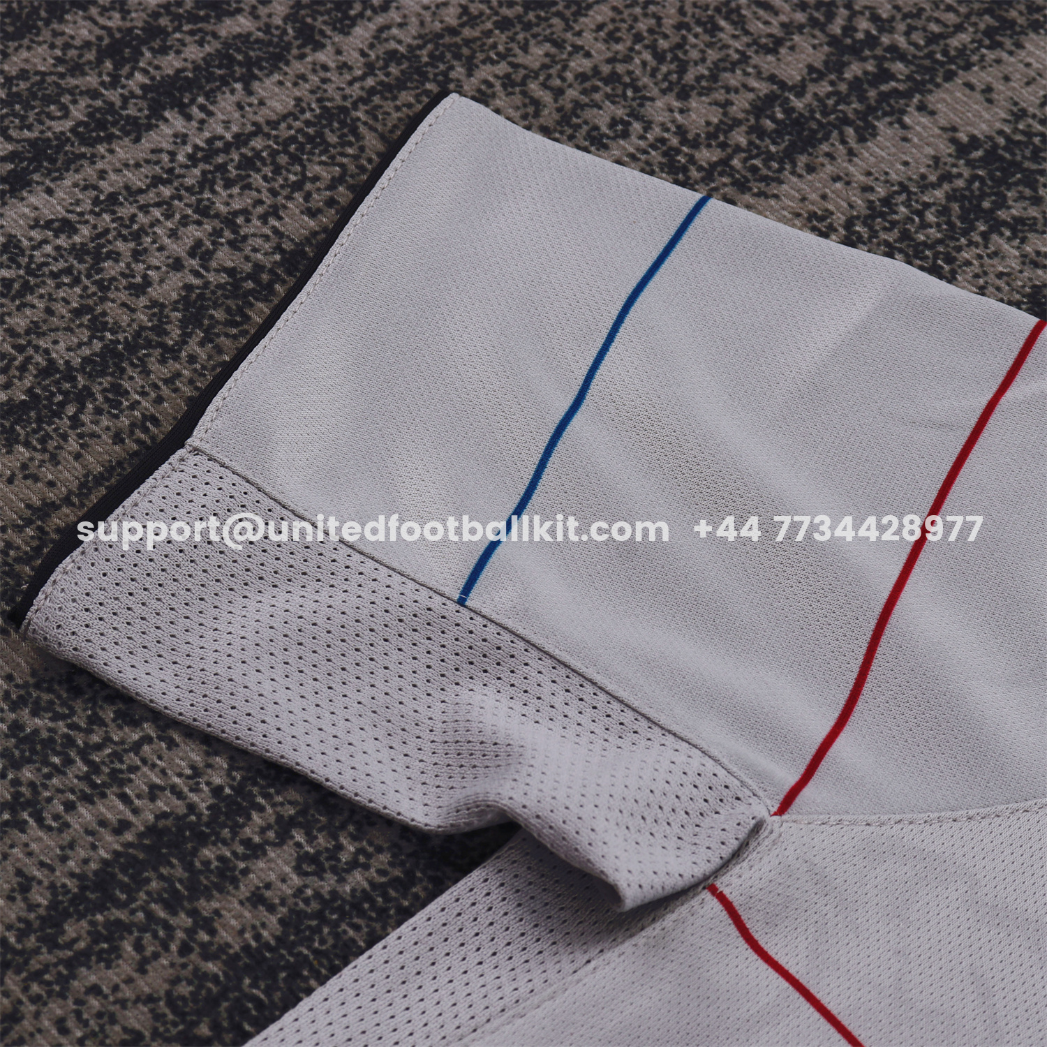 Unitedfootballkit.com | Retro Barcelona 2003-04 Away Kids Kit -Customize Name, Number and Patch | Worldwide Shipping