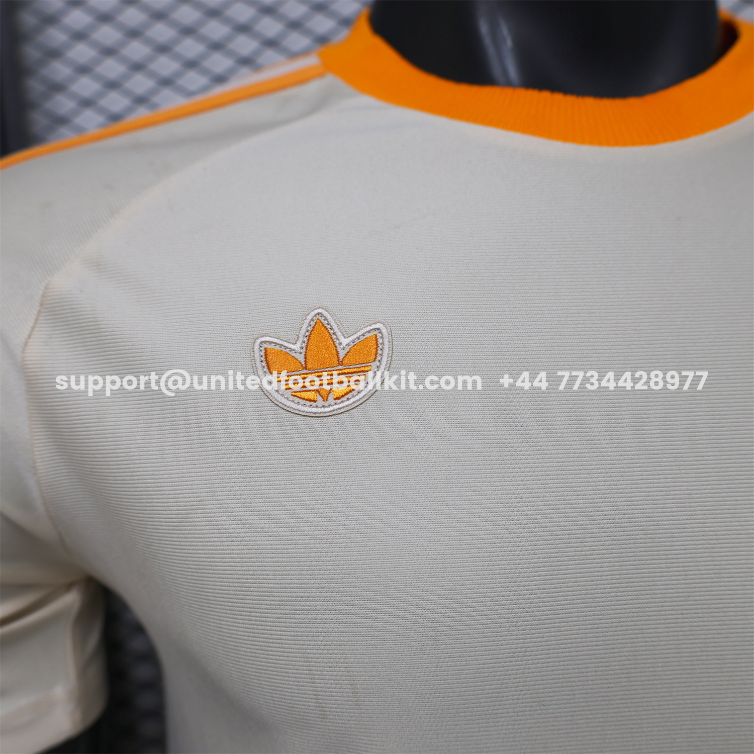 Unitedfootballkit.com | Bayern Munich 25-26 Off-white Casual Jersey - Player Version -Customize Name, Number and Patch | Worldwide Shipping