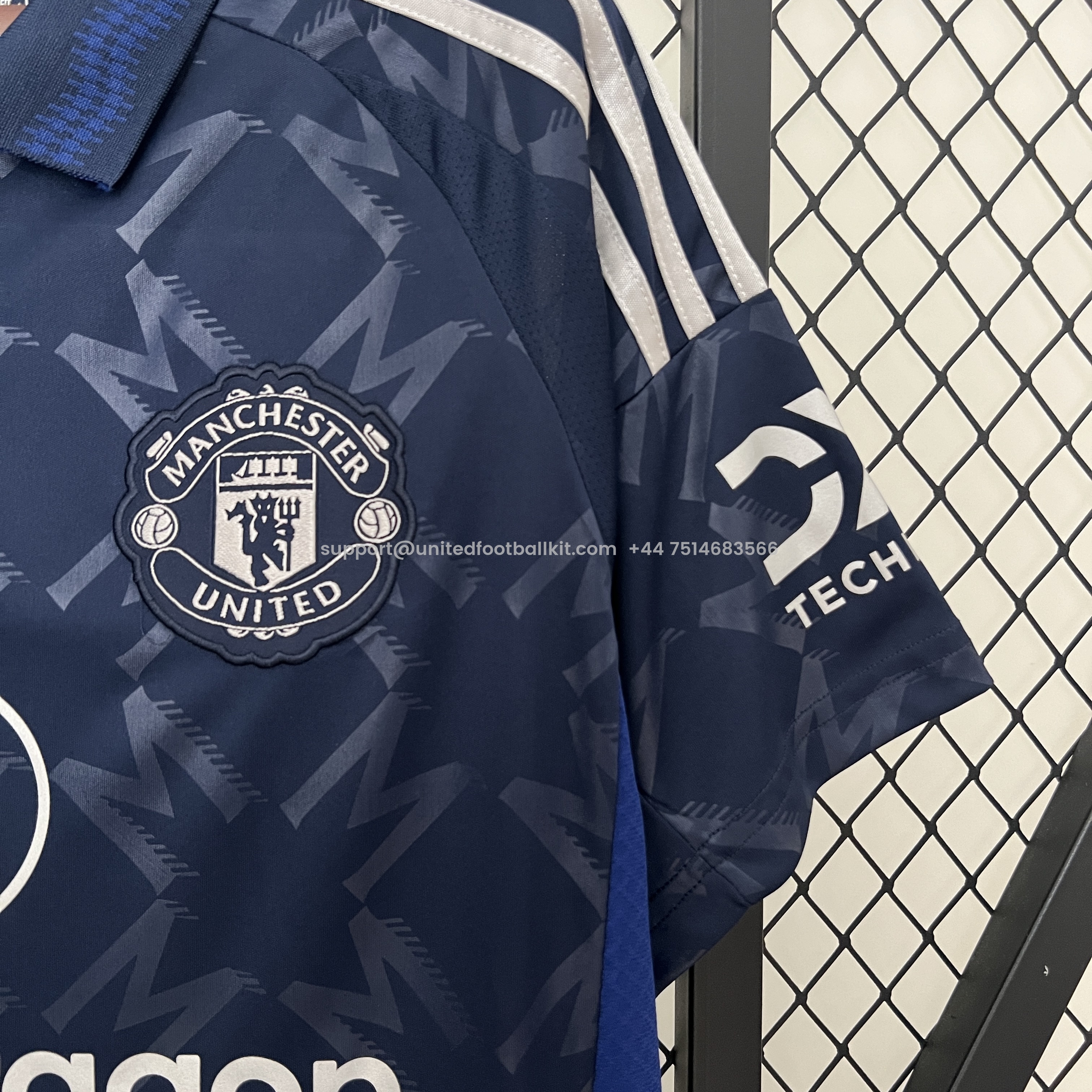 Unitedfootballkit.com | Manchester United 24-25 Away Jersey - Fans Version -Customize Name, Number and Patch | Worldwide Shipping