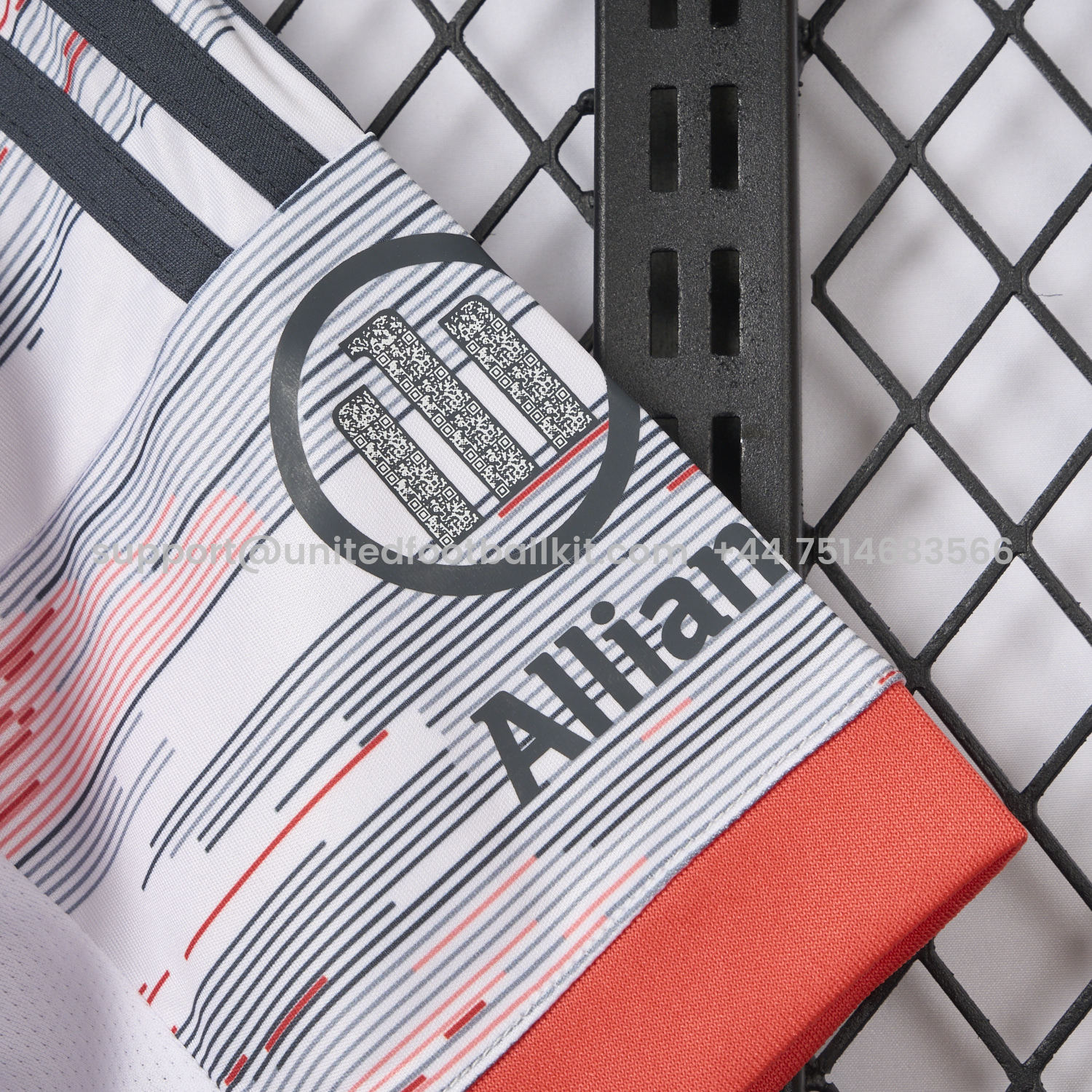 Unitedfootballkit.com | 【MÜLLER 25 Pattern】Women's Bayern Munich 25-26 Away Jersey -Customize Name, Number and Patch | Worldwide Shipping