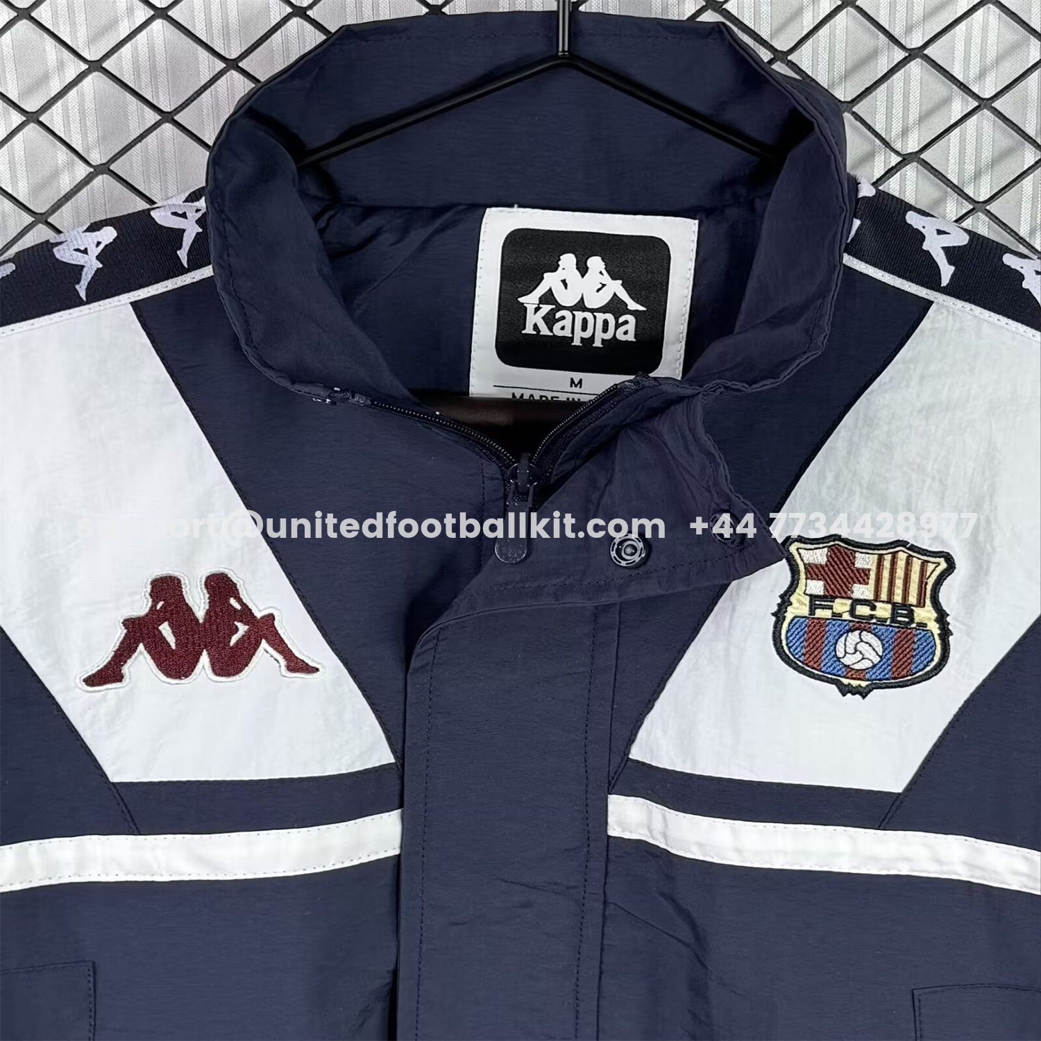 Unitedfootballkit.com | Retro Barcelona 1994-95 Windbreaker Jacket - Black -Customize Name, Number and Patch | Worldwide Shipping