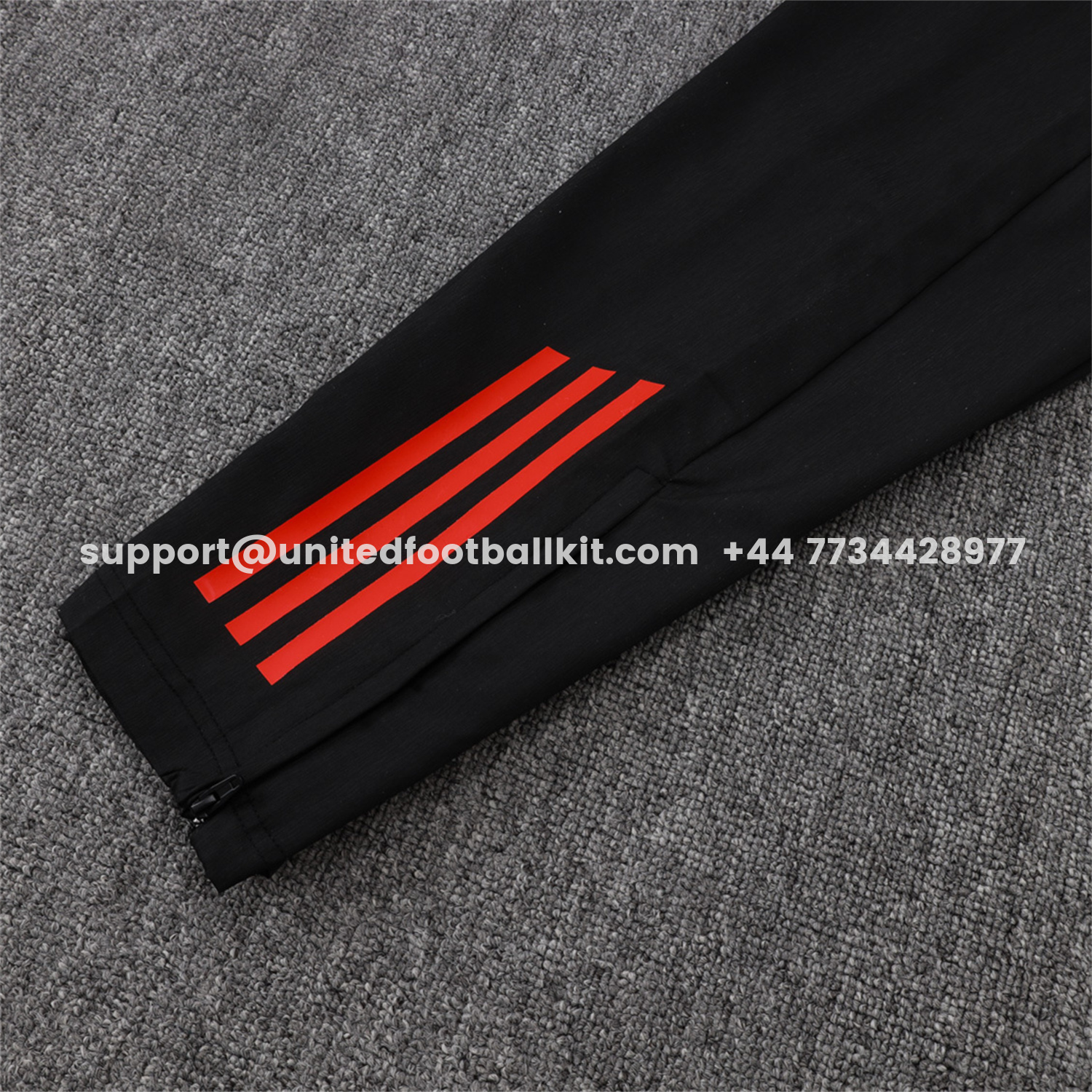 Unitedfootballkit.com | Ajax 25-26 Windbreaker Training Set - Black Top and Pants -Customize Name, Number and Patch | Worldwide Shipping