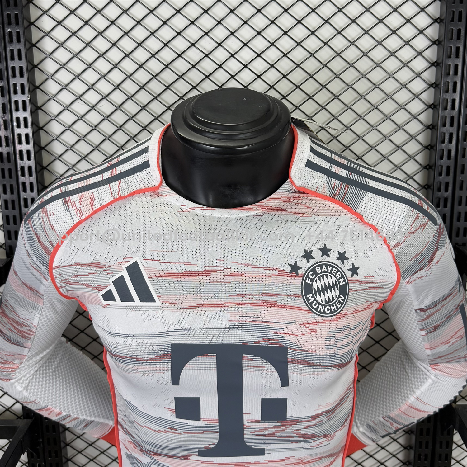 Unitedfootballkit.com | Bayern Munich 25-26 Away Long Sleeves Jersey - Player Version -Customize Name, Number and Patch | Worldwide Shipping